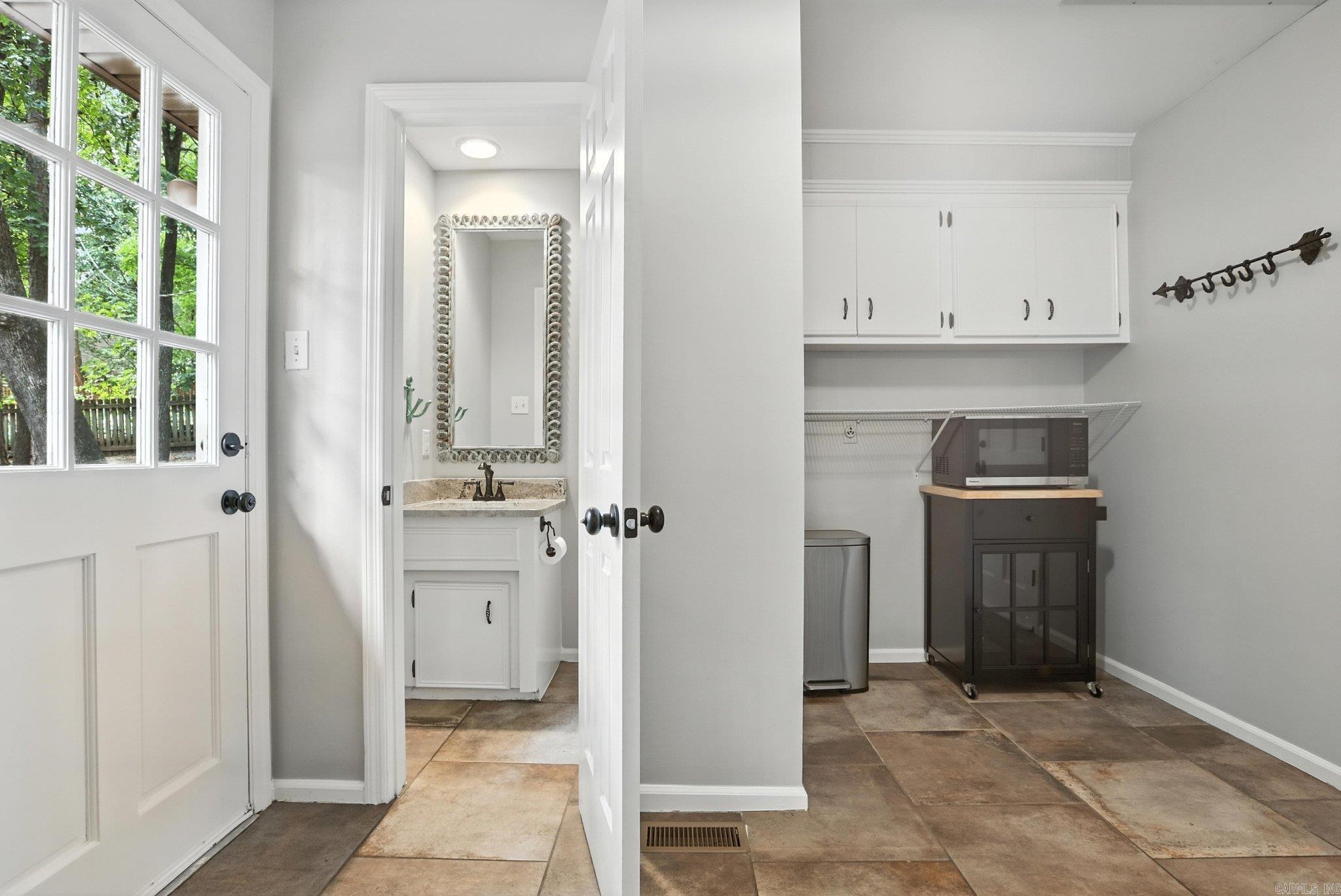 13307 Saint Charles  Little Rock, AR