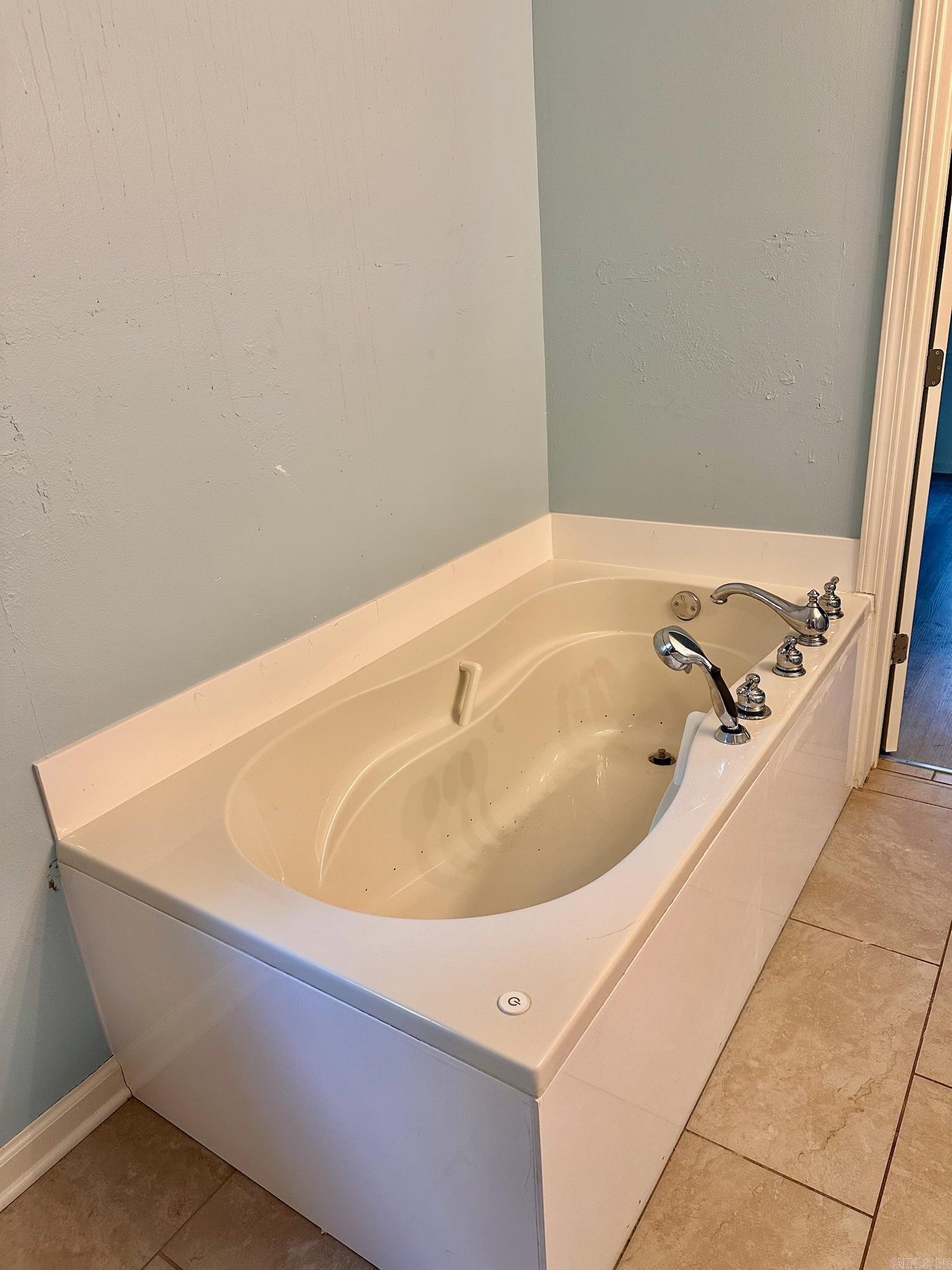1 ROBIN COVE Greenbrier, AR 72058