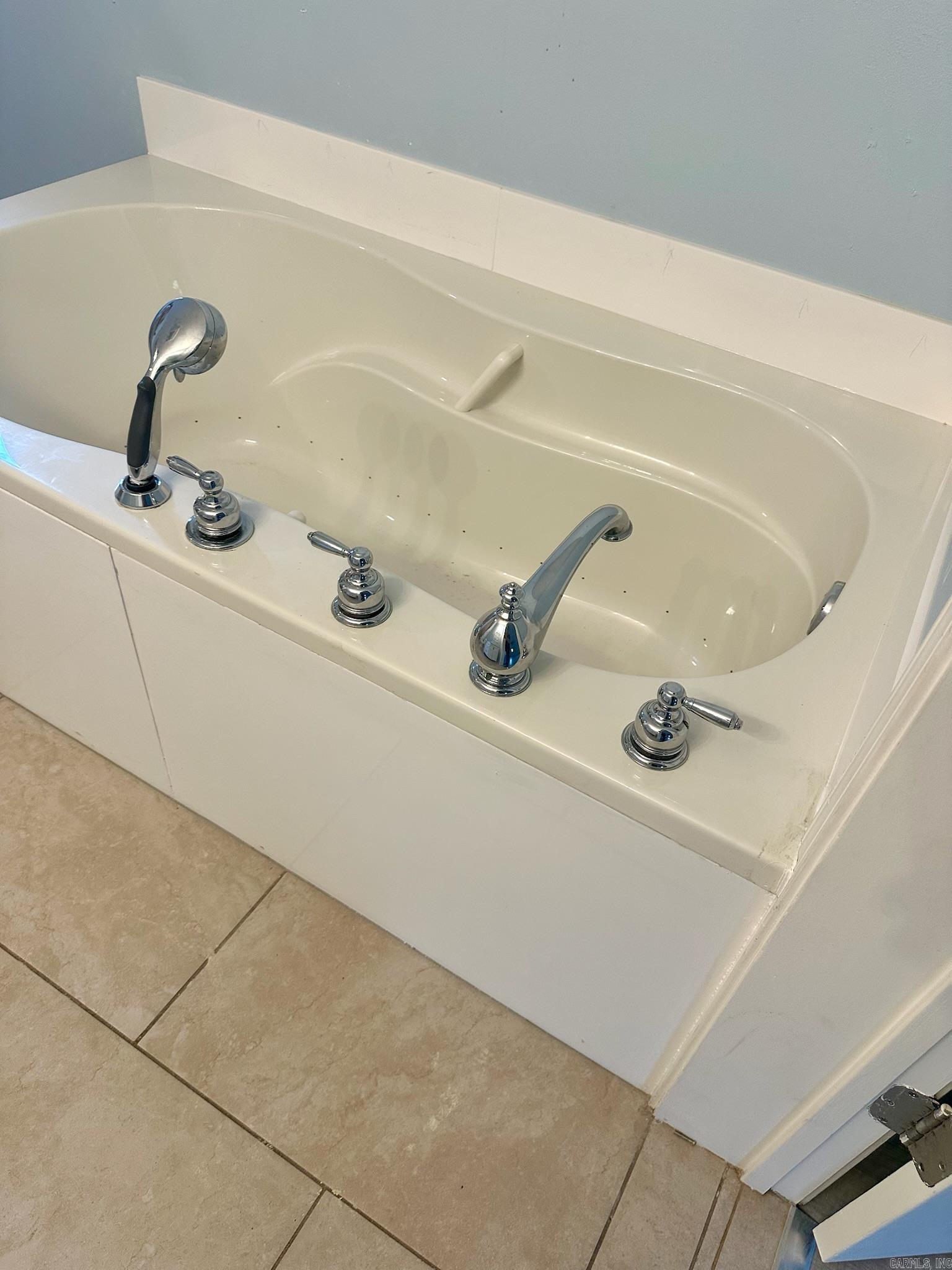 1 ROBIN COVE Greenbrier, AR 72058