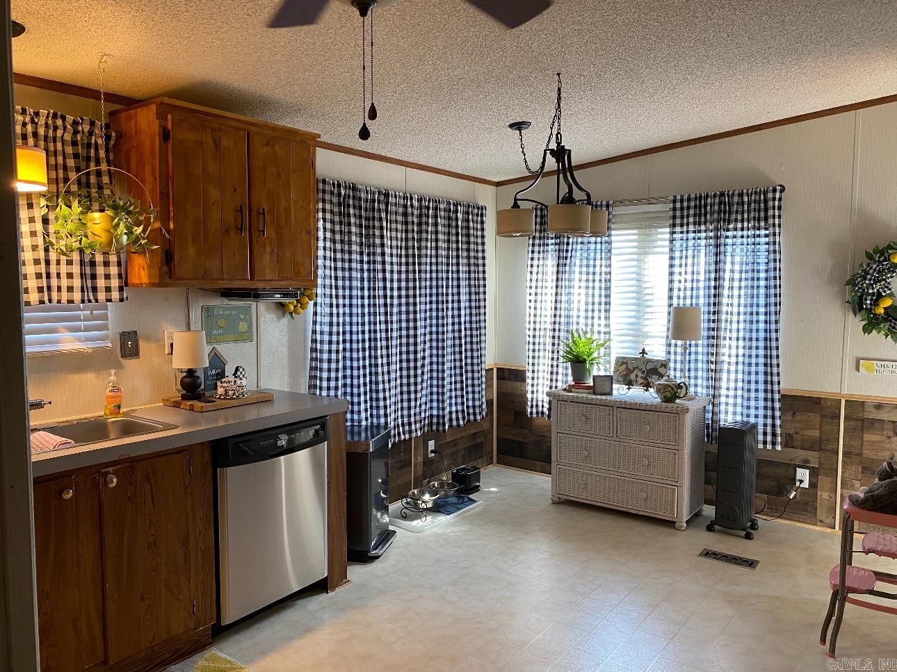 17300 Cabes Point  Alexander, AR