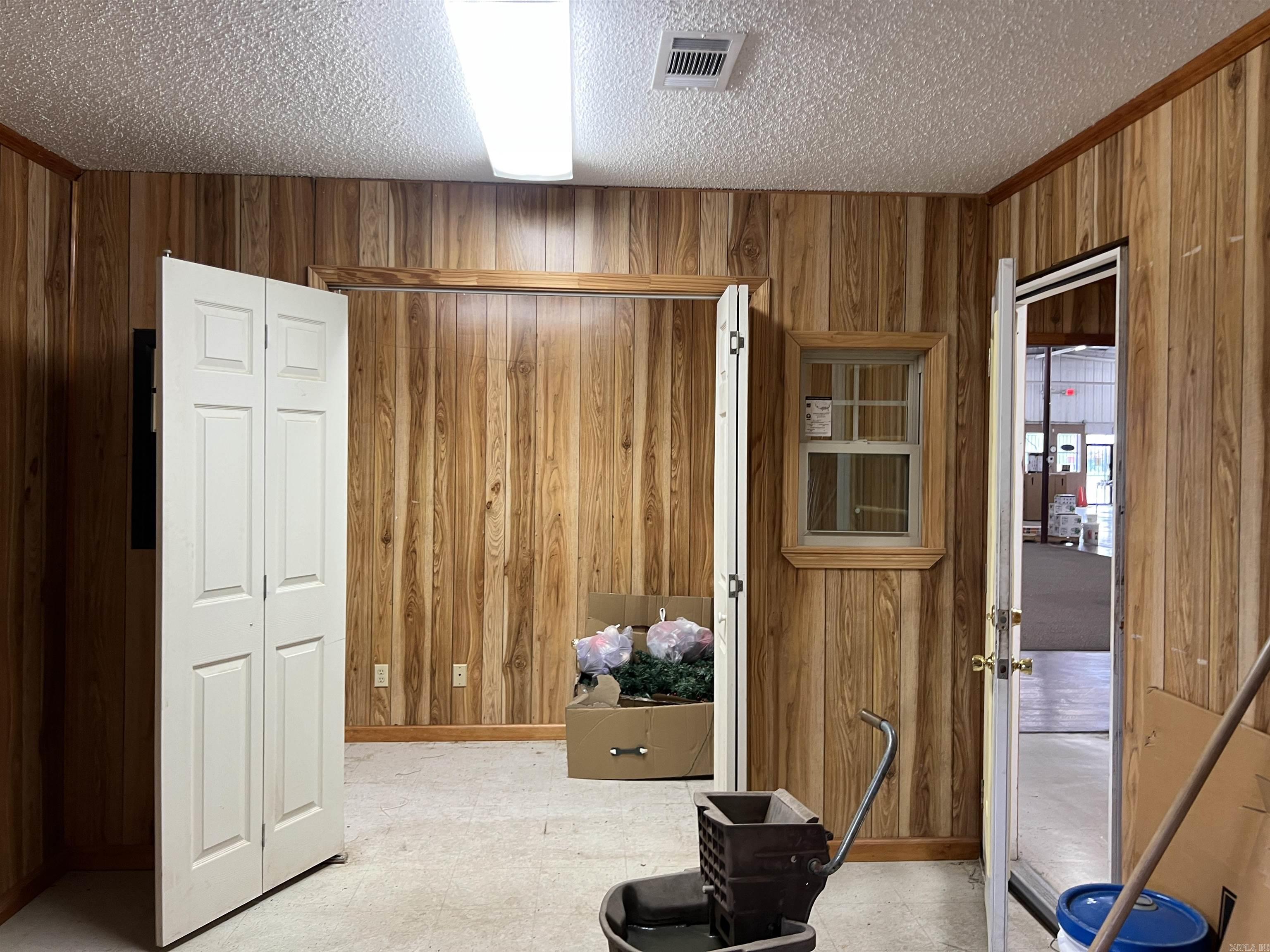 901 Commerce  Pine Bluff, AR
