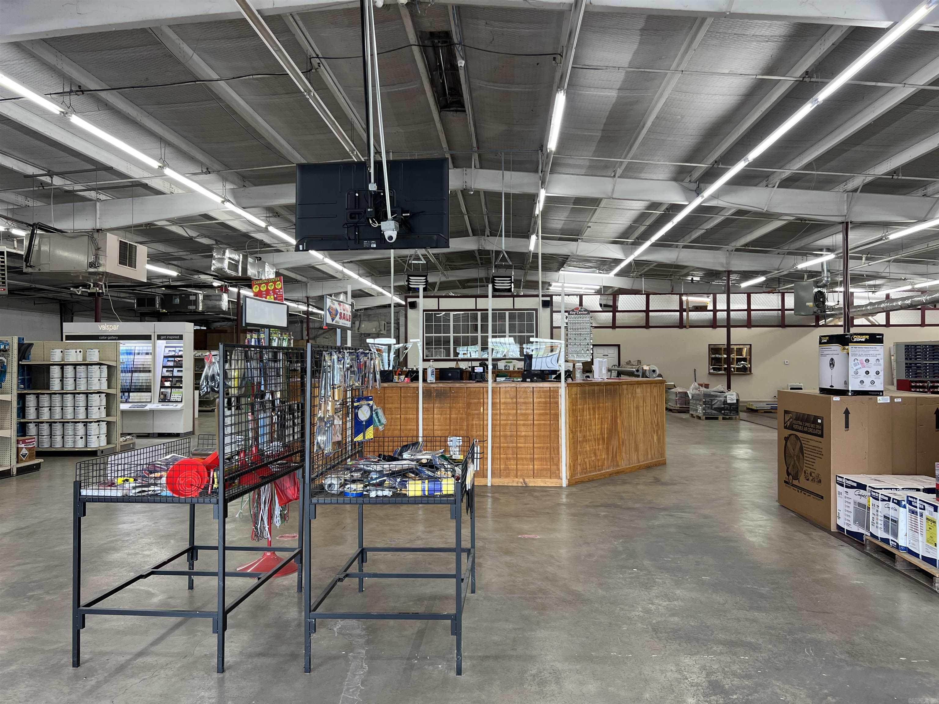 901 Commerce  Pine Bluff, AR