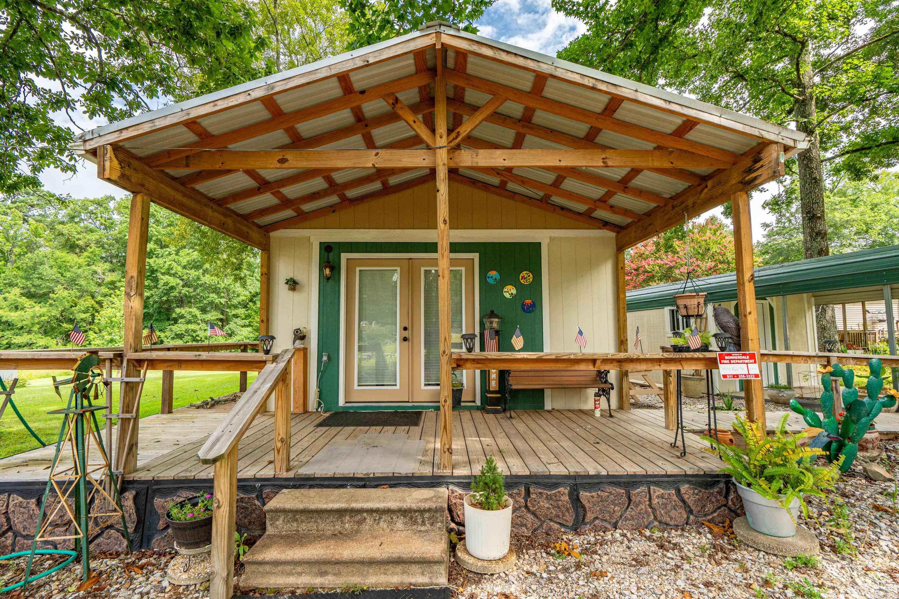 1976 Highway 70  Bonnerdale, AR