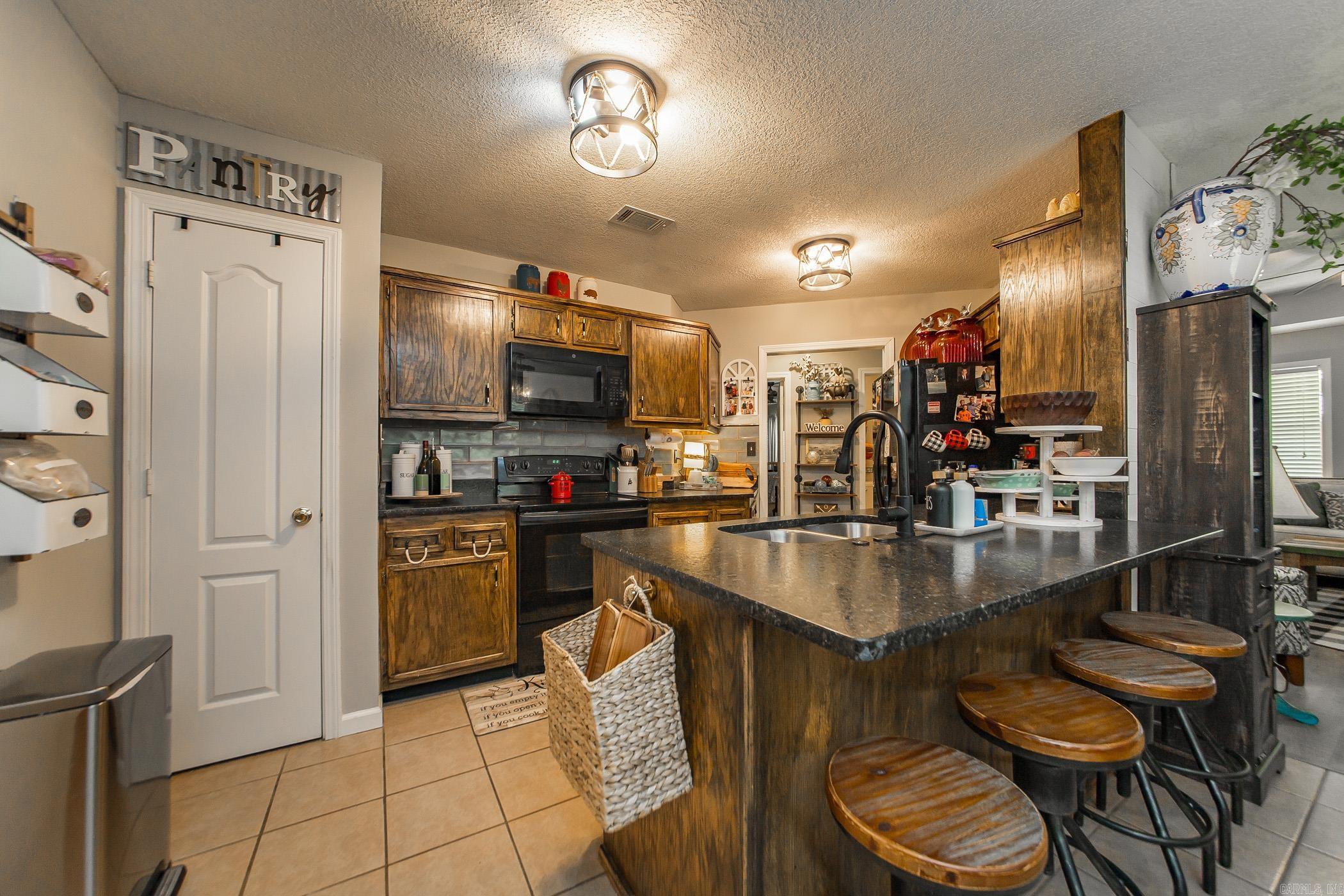 6 Trace Dr. Greers Ferry, AR 72067