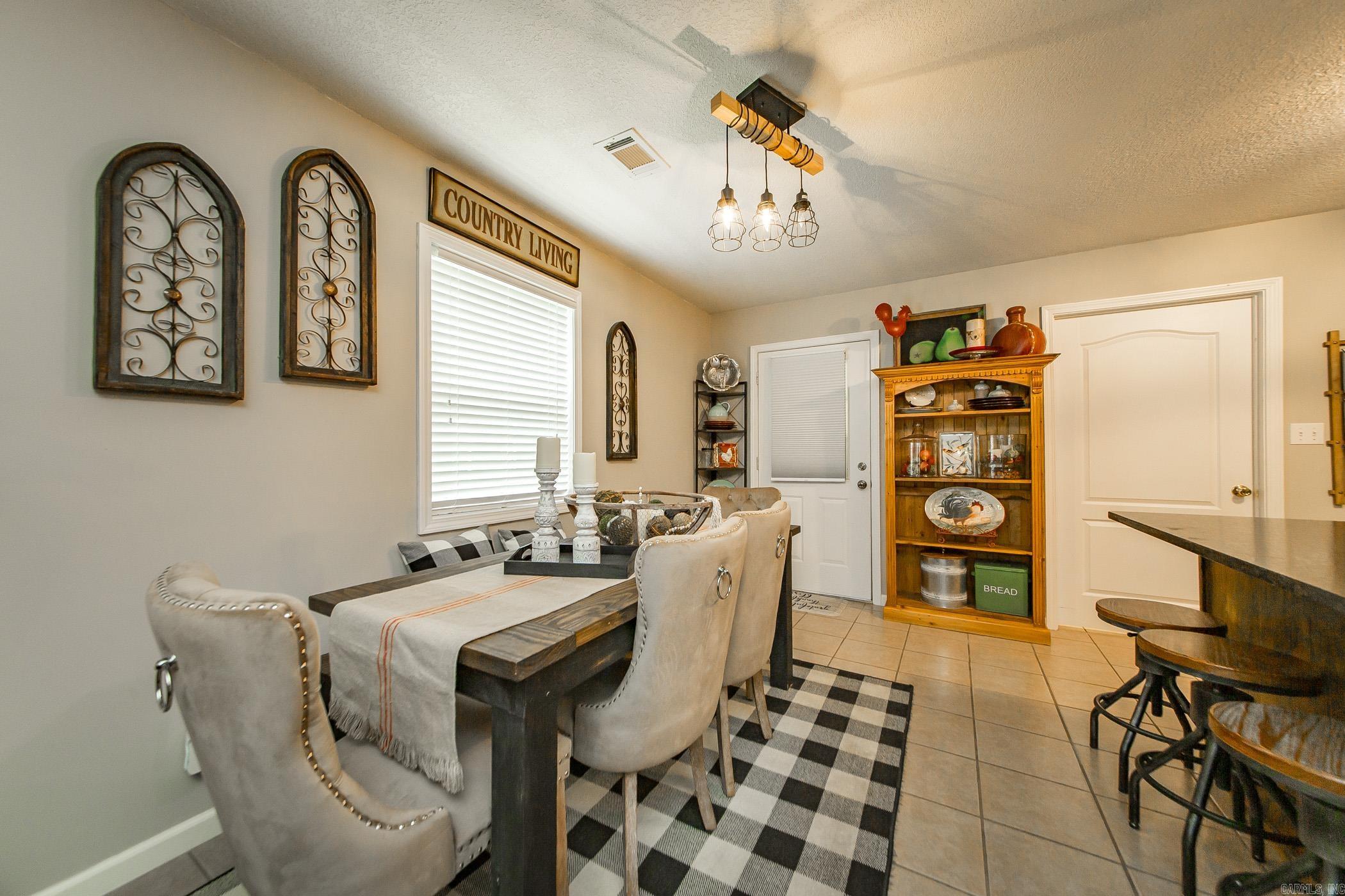 6 Trace Dr. Greers Ferry, AR 72067