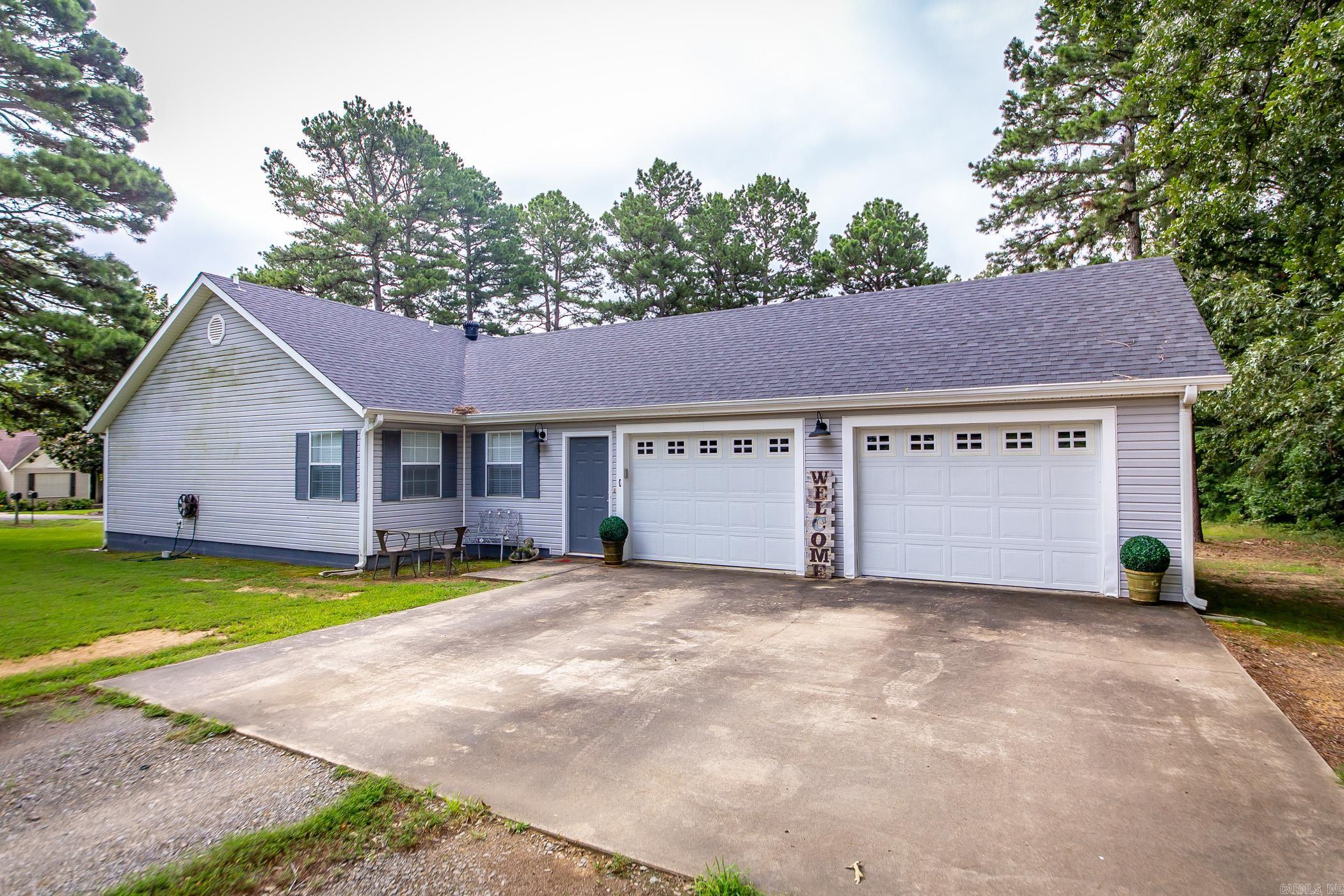 6 Trace Dr. Greers Ferry, AR 72067