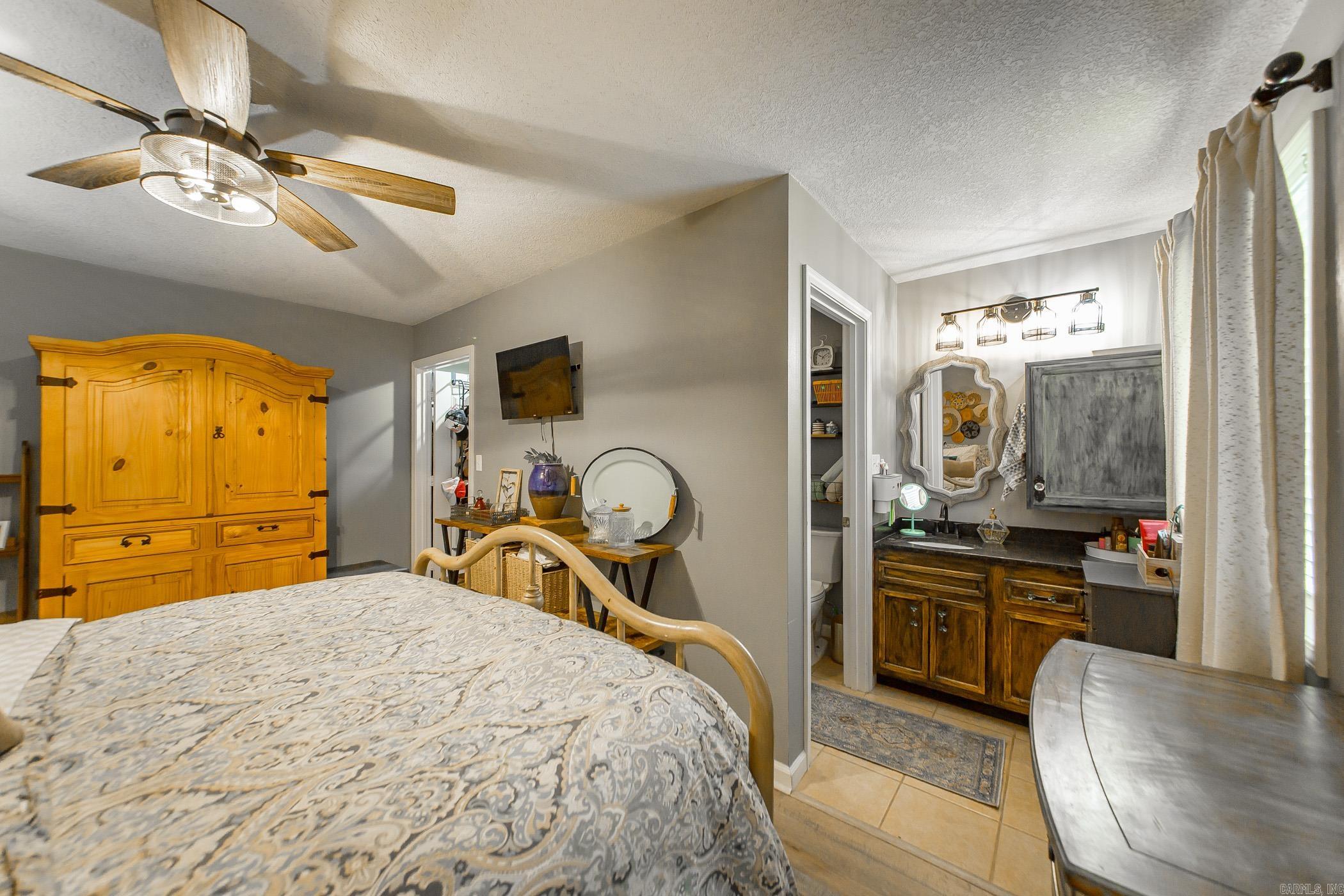 6 Trace Dr. Greers Ferry, AR 72067