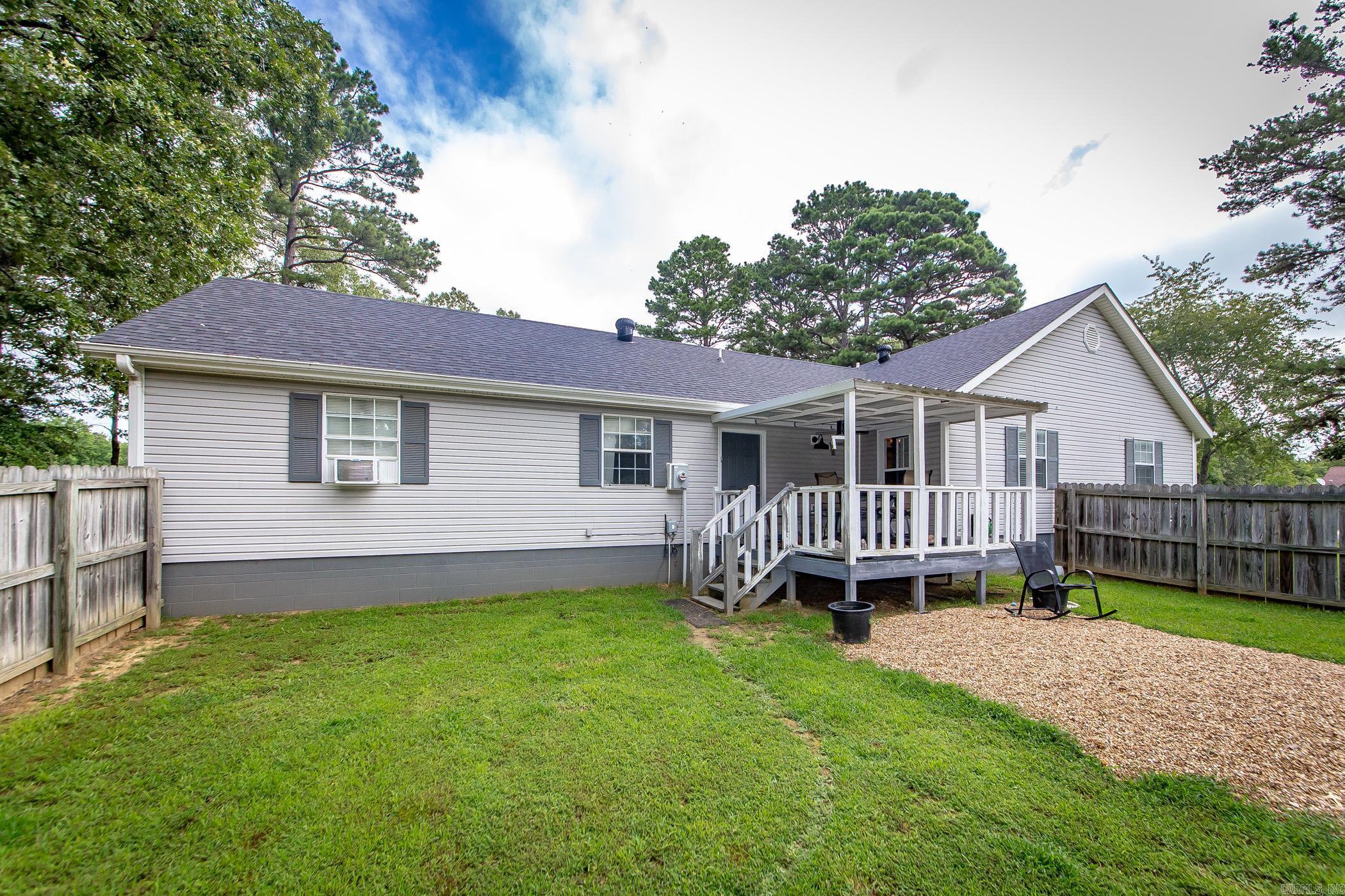 6 Trace Dr. Greers Ferry, AR 72067