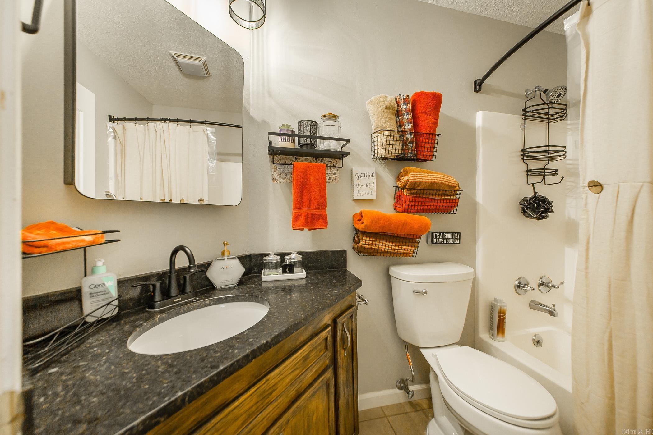6 Trace Dr. Greers Ferry, AR 72067
