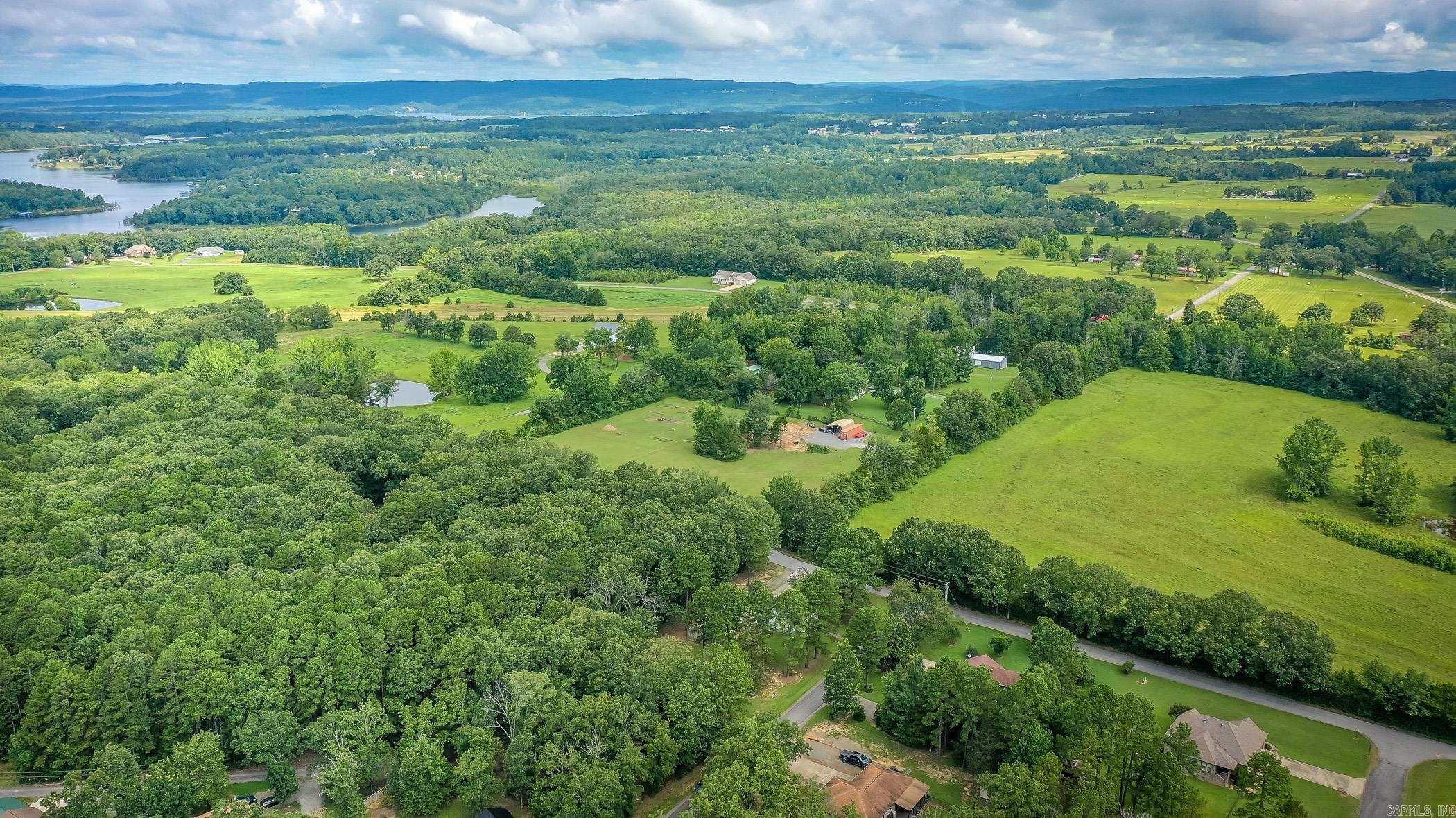 6 Trace Dr. Greers Ferry, AR 72067