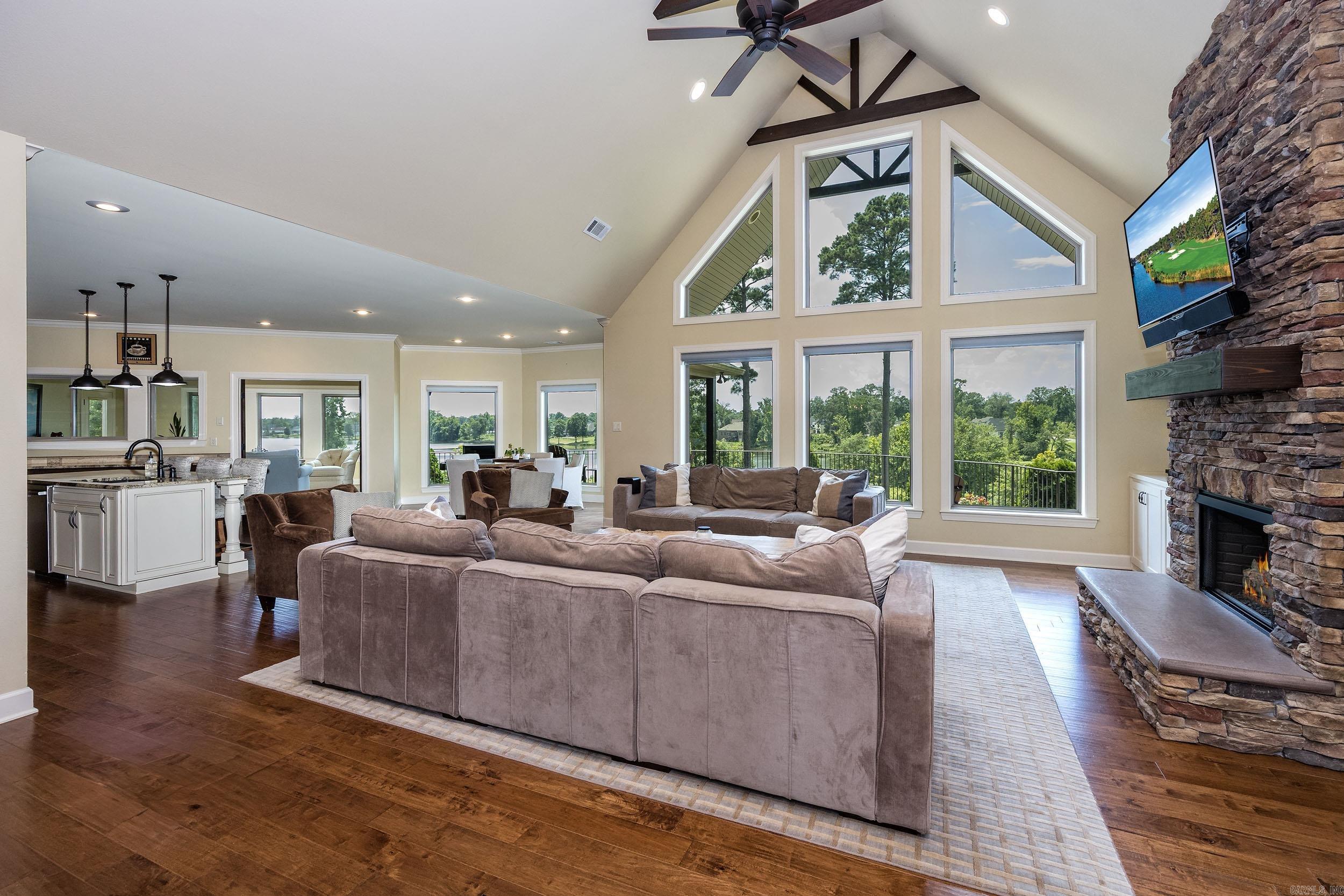 7325 Palm Beach  Benton, AR