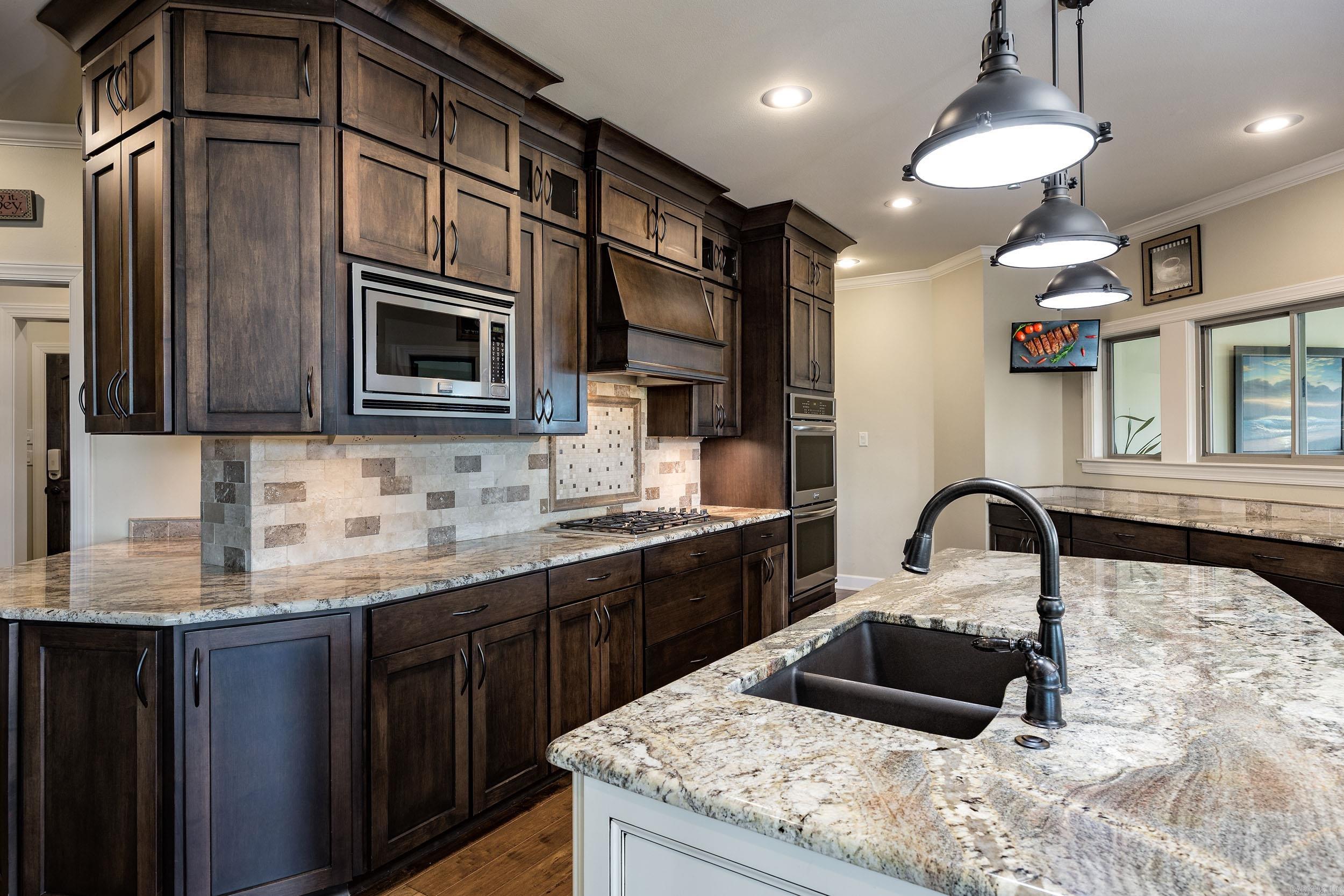 7325 Palm Beach  Benton, AR