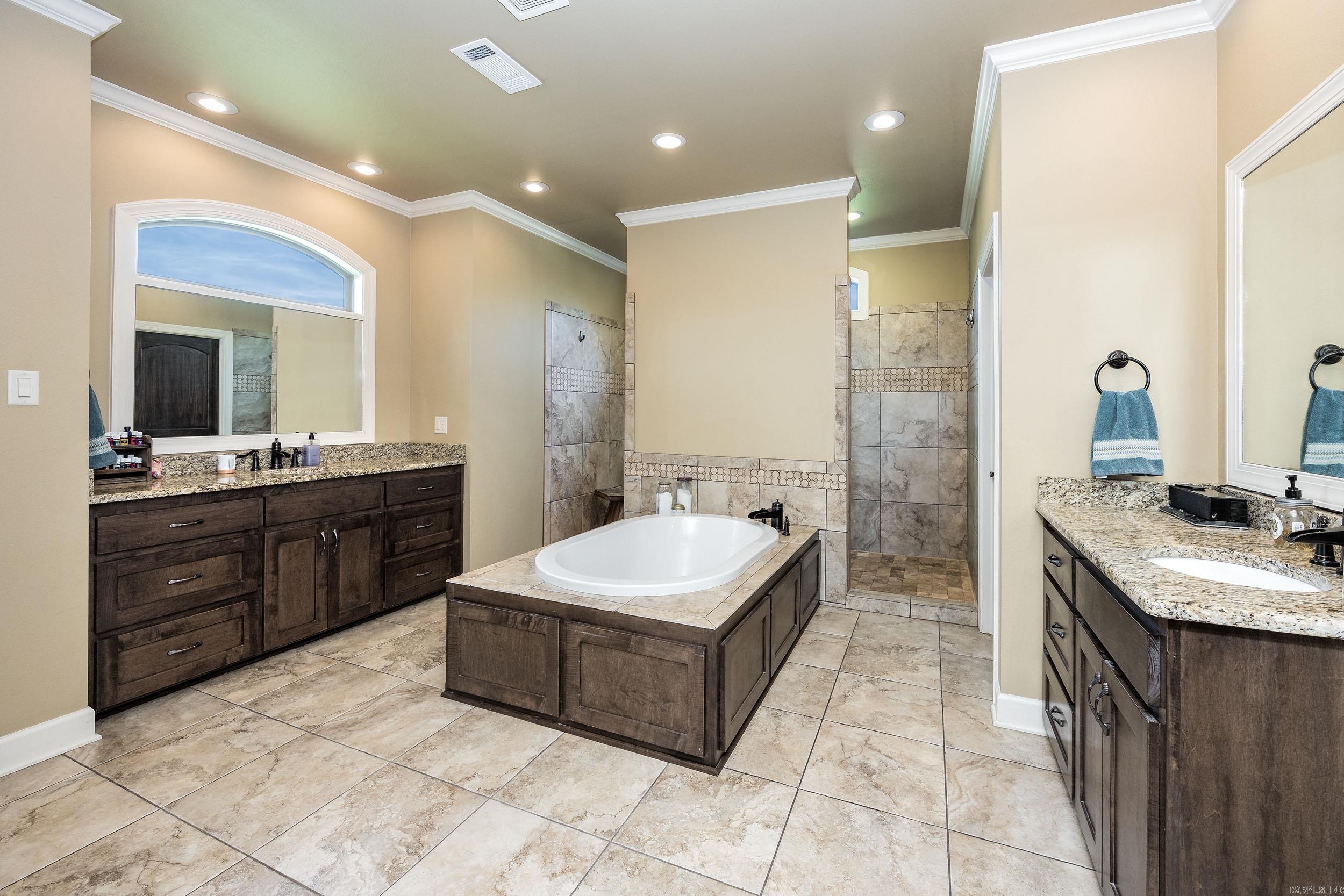 7325 Palm Beach  Benton, AR
