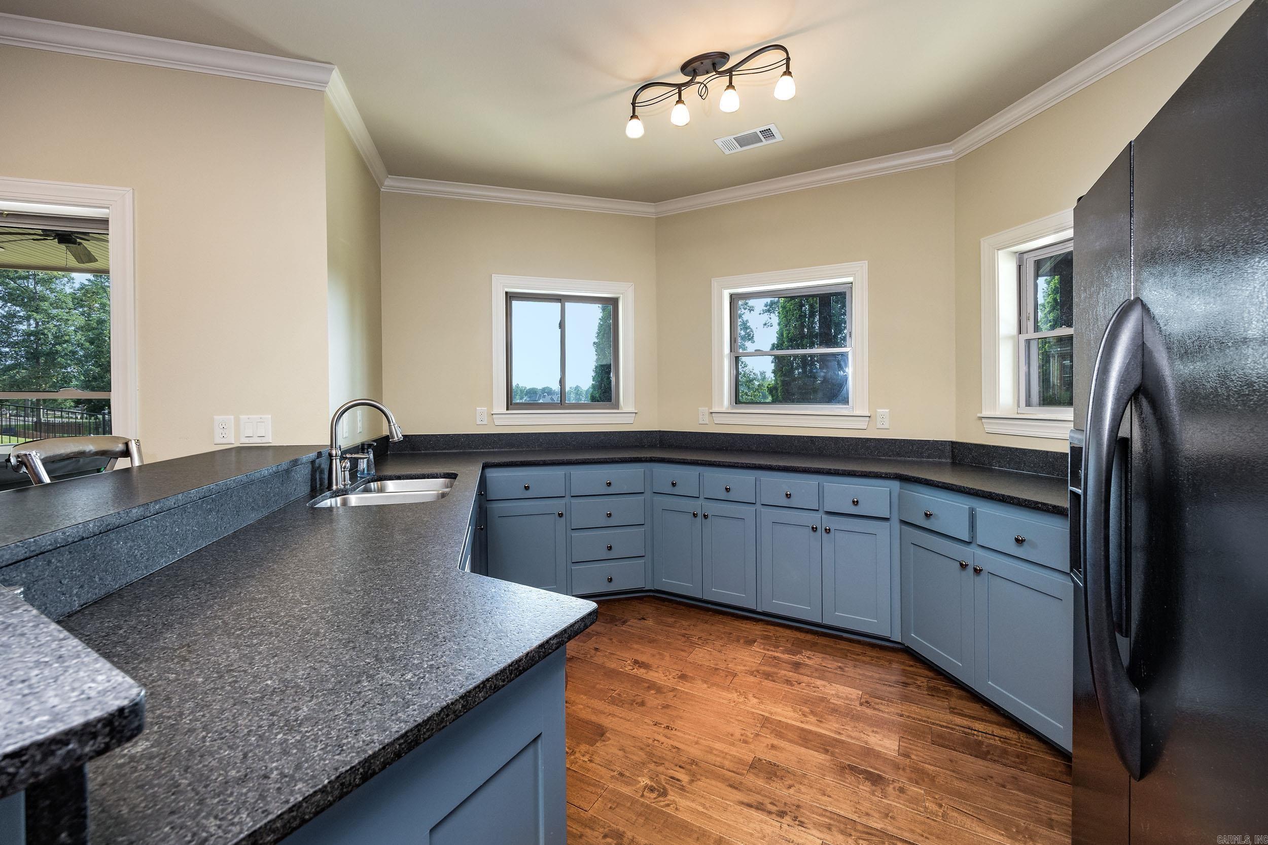 7325 Palm Beach  Benton, AR