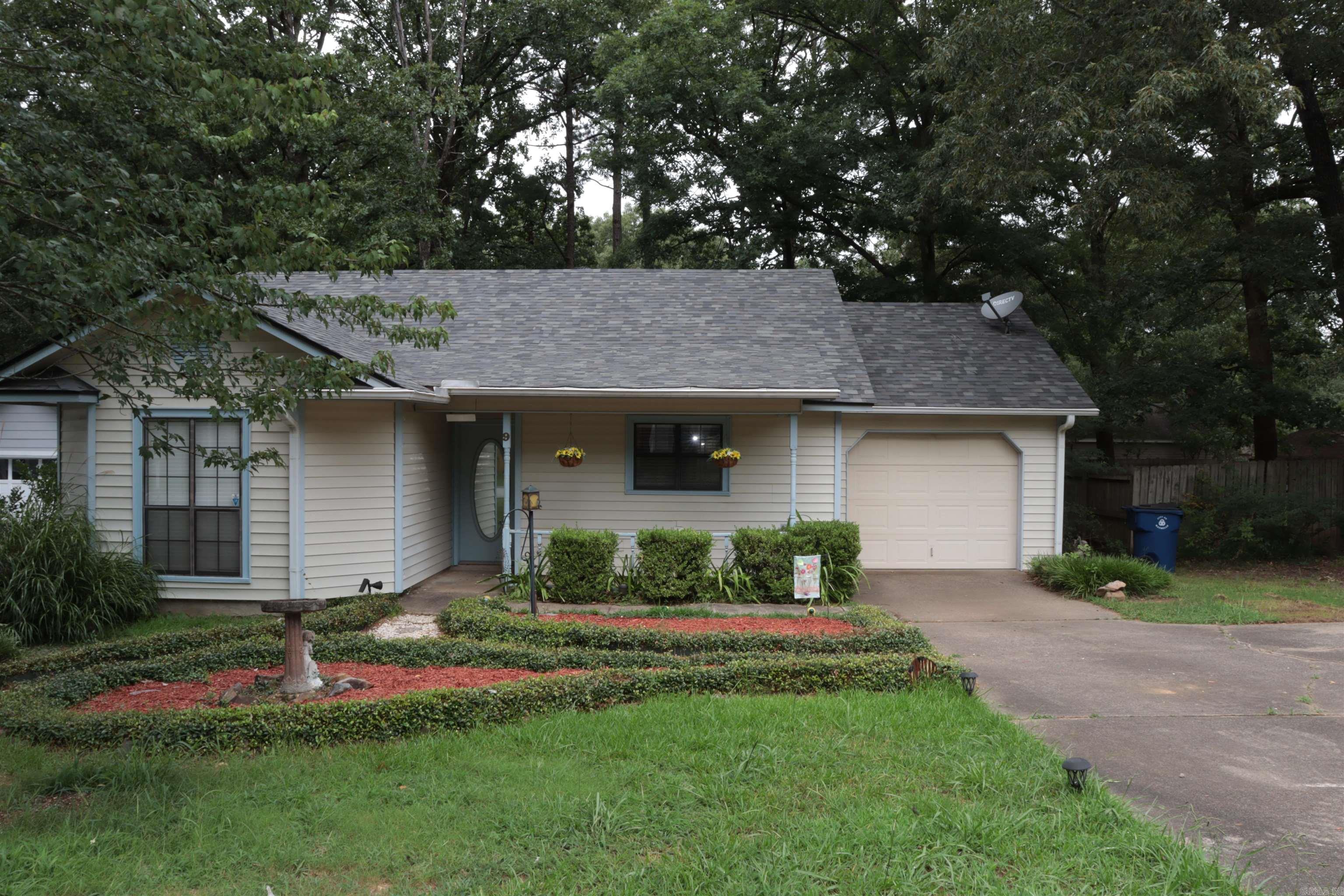 9 Oak Ridge Drive  Maumelle, AR