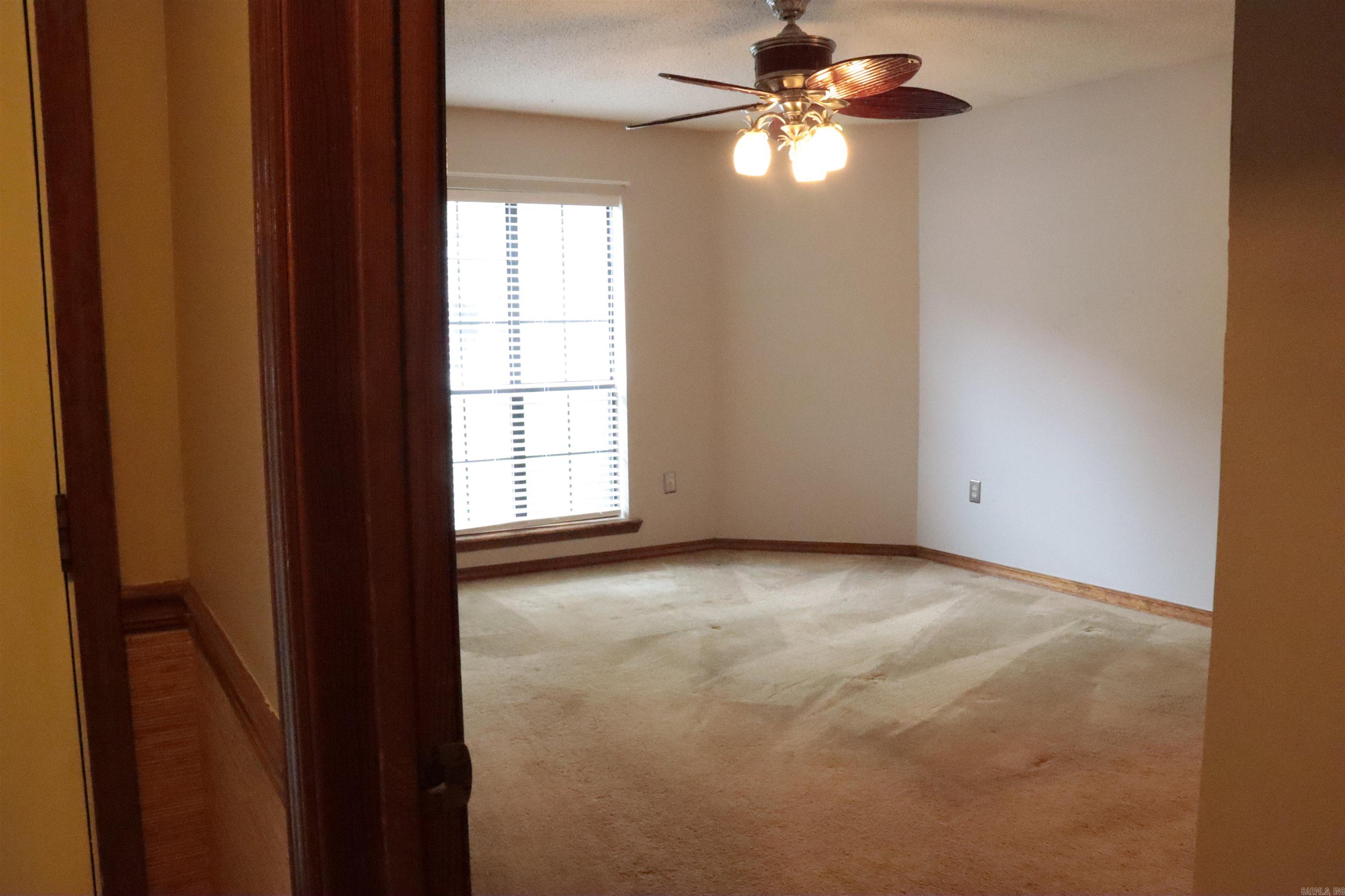 9 Oak Ridge Drive  Maumelle, AR