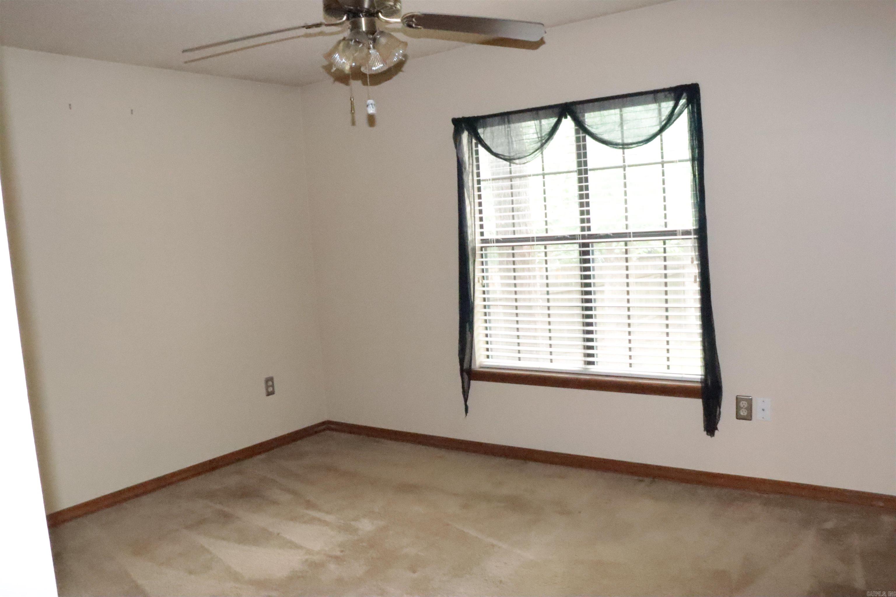 9 Oak Ridge Drive  Maumelle, AR
