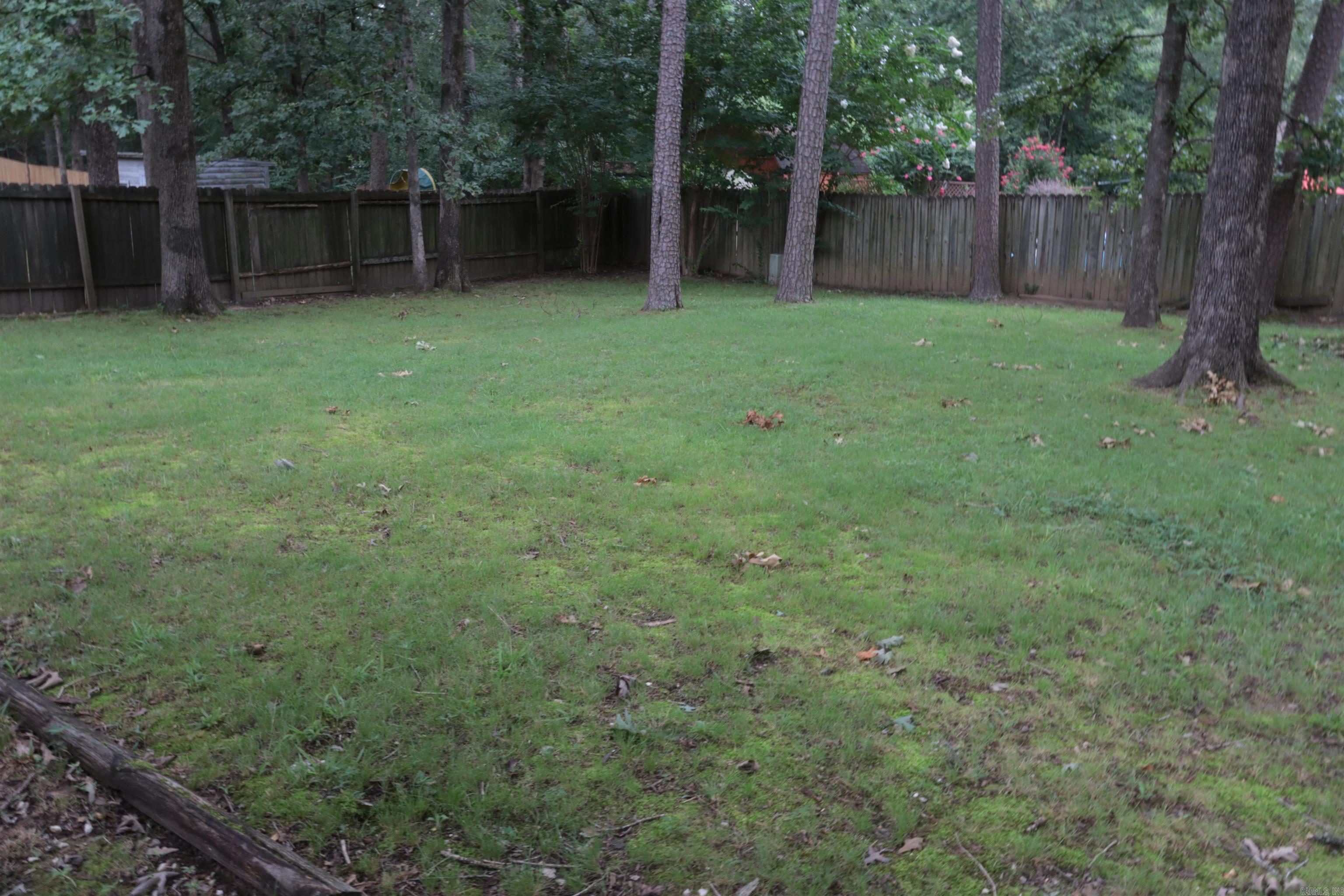 9 Oak Ridge Drive  Maumelle, AR