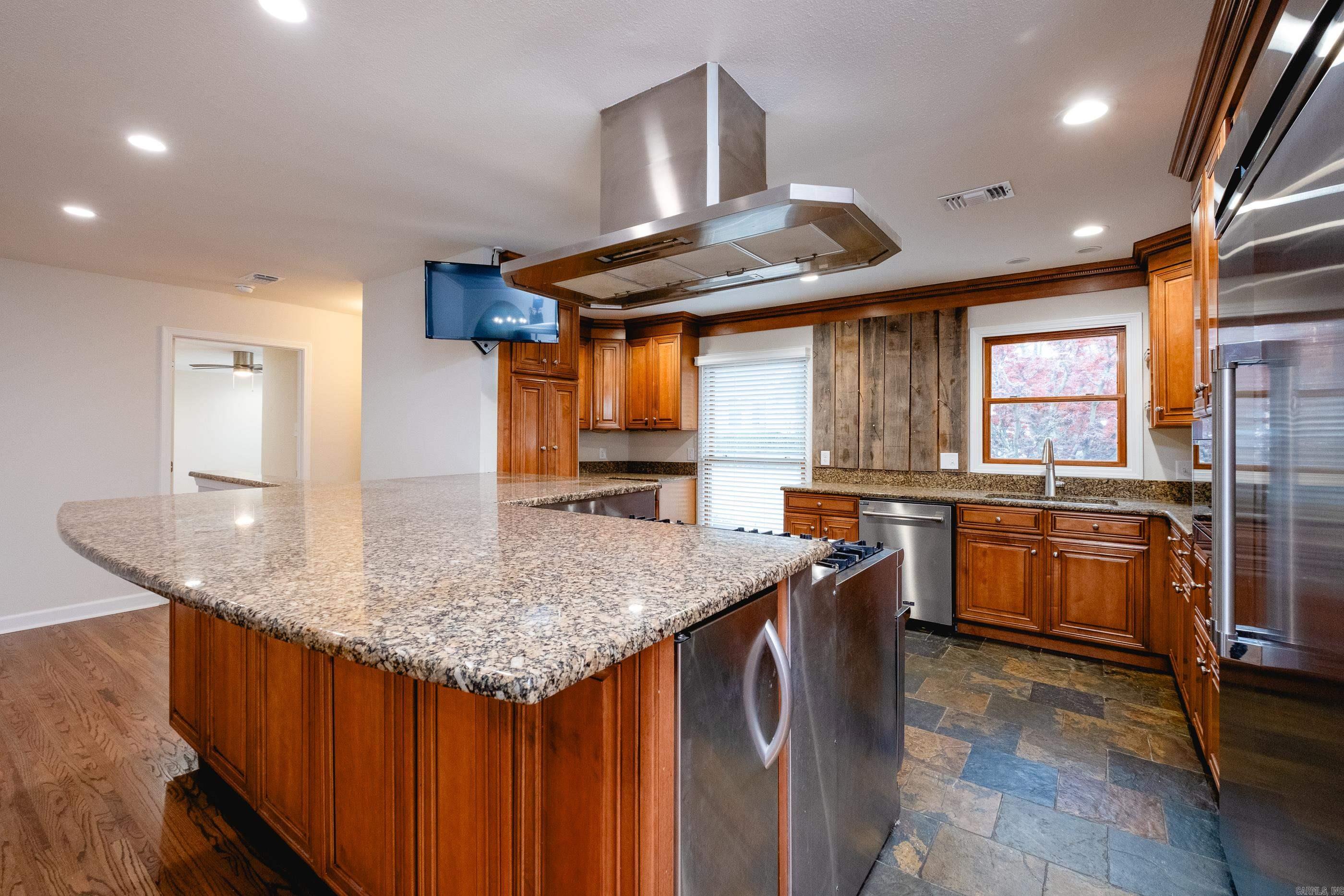 5920 Scenic Drive  Little Rock, AR