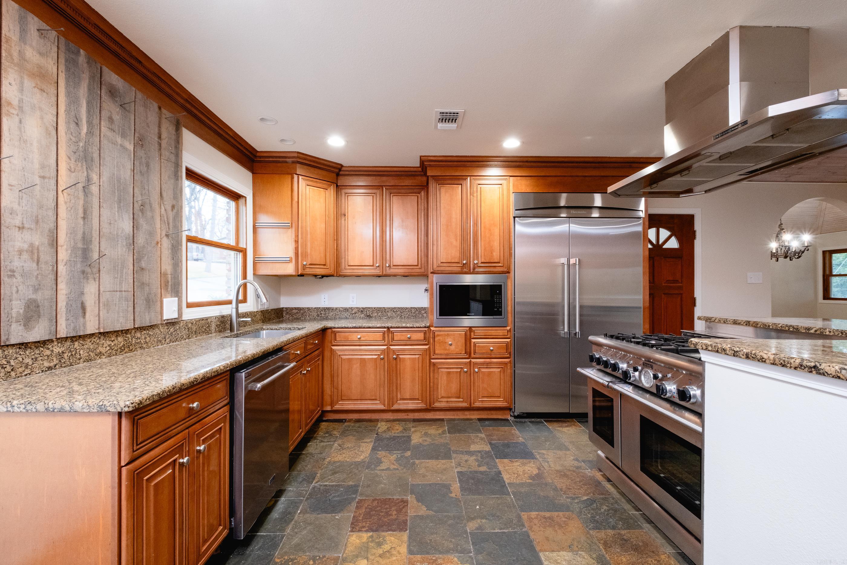 5920 Scenic Drive  Little Rock, AR