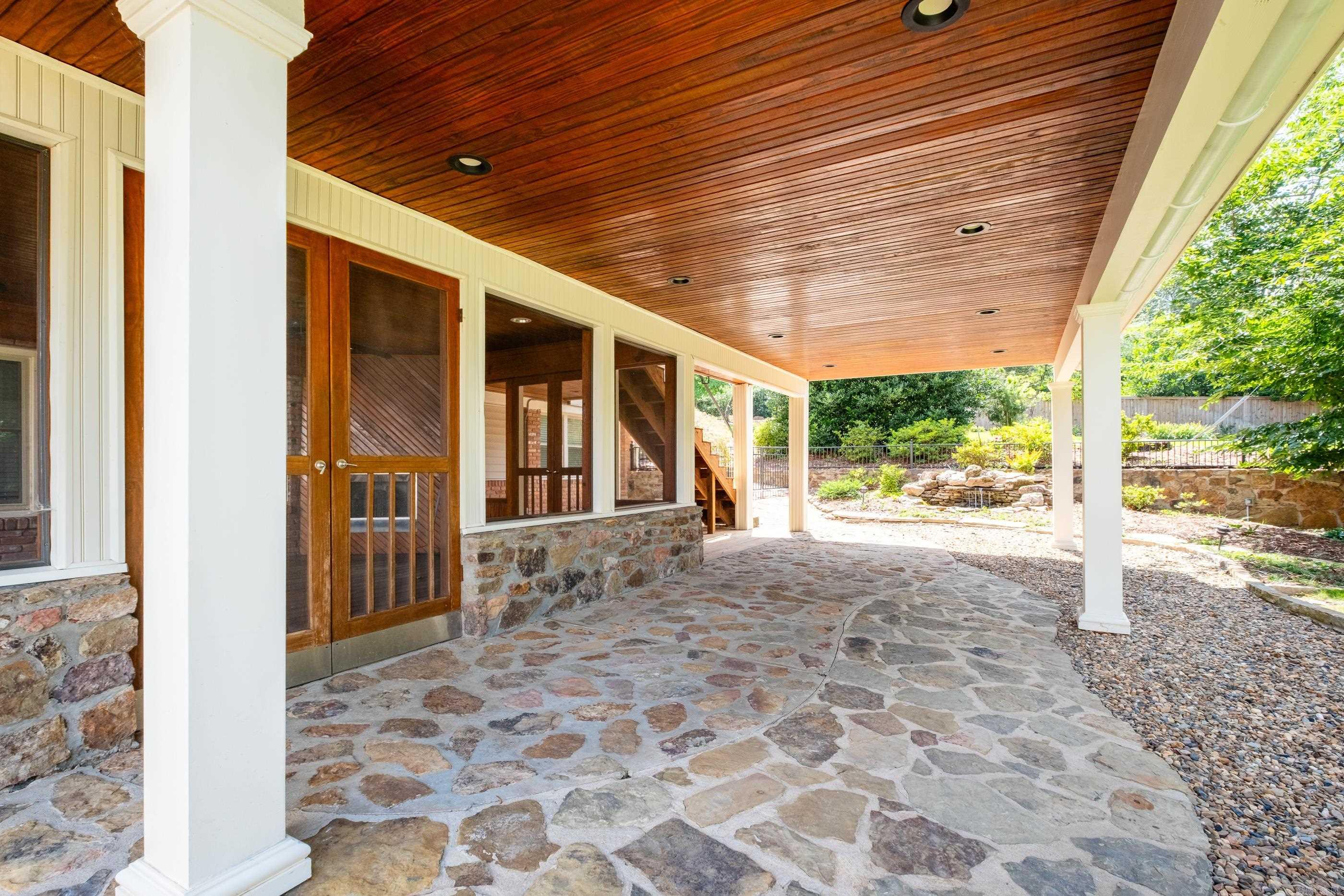 5920 Scenic Drive  Little Rock, AR
