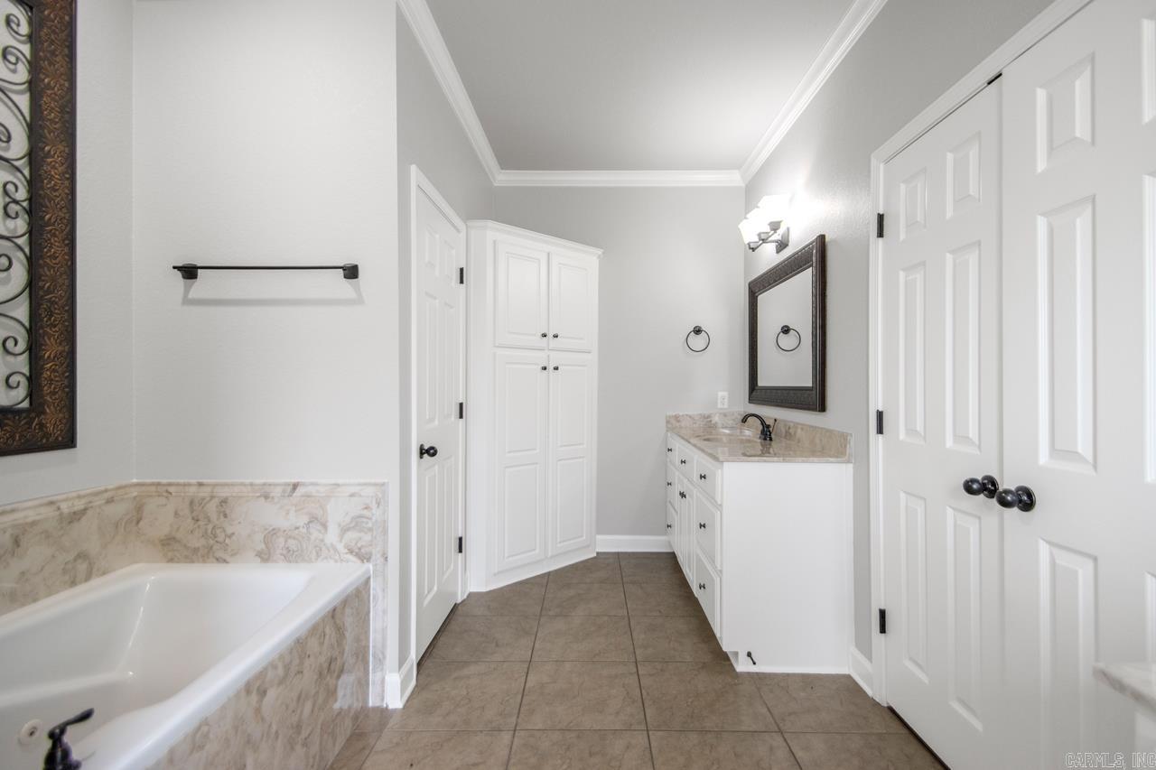 141 Creekside Drive Austin, AR 72007