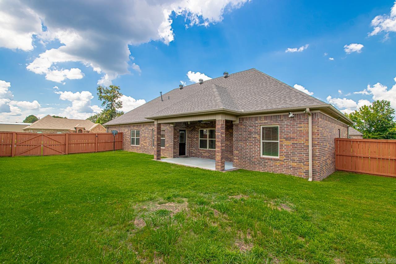 141 Creekside Drive Austin, AR 72007