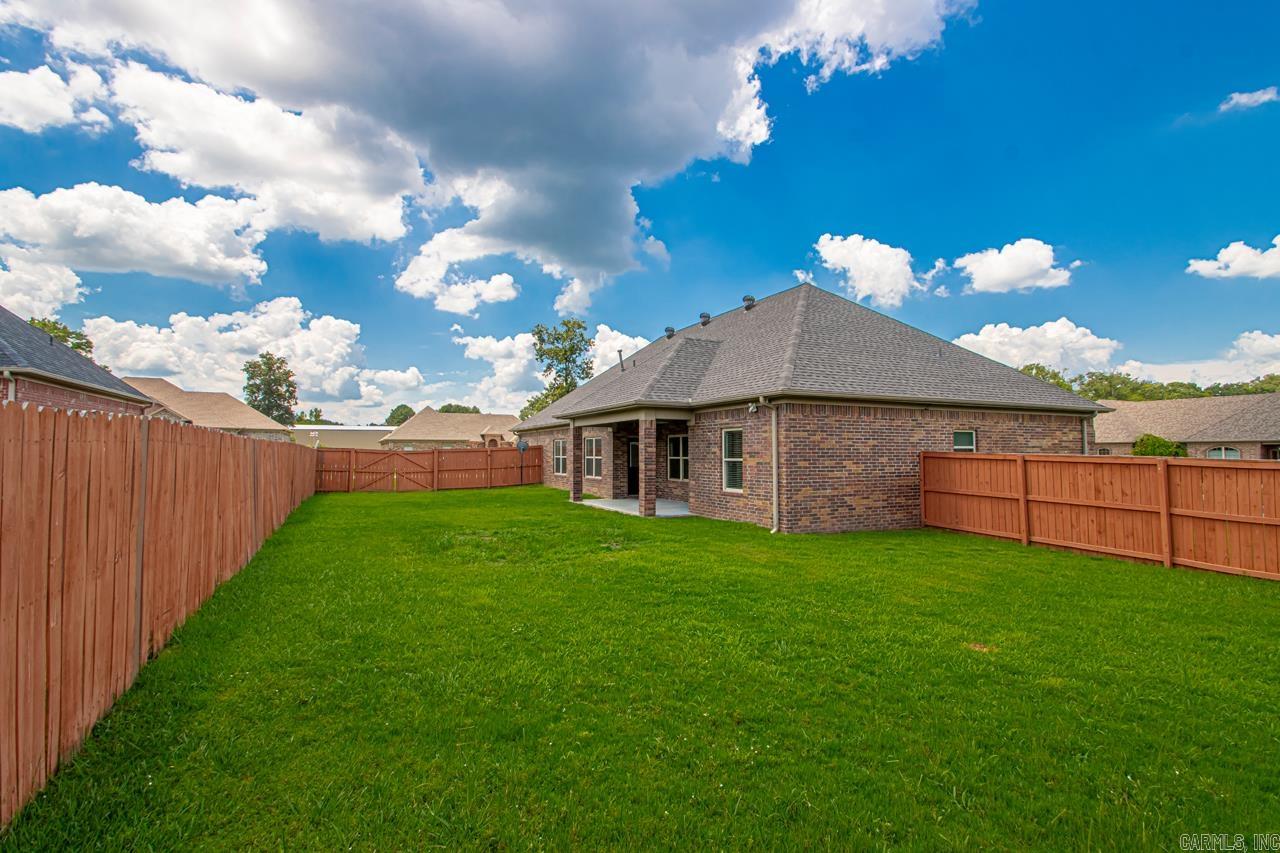 141 Creekside Drive Austin, AR 72007