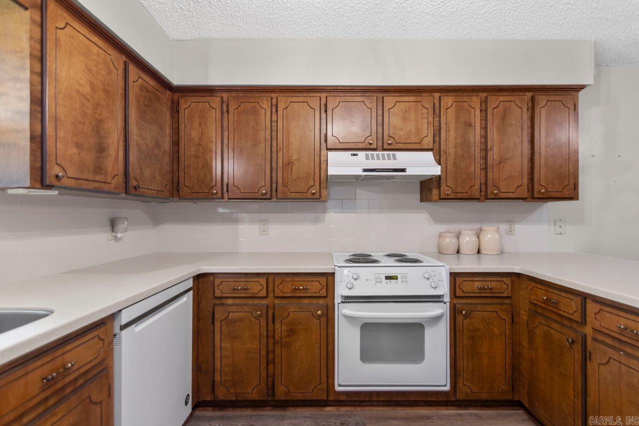 31 Kensington  Conway, AR