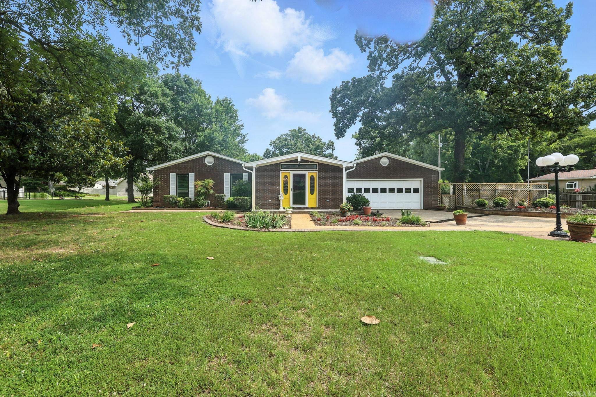 15808 Taylor  Little Rock, AR