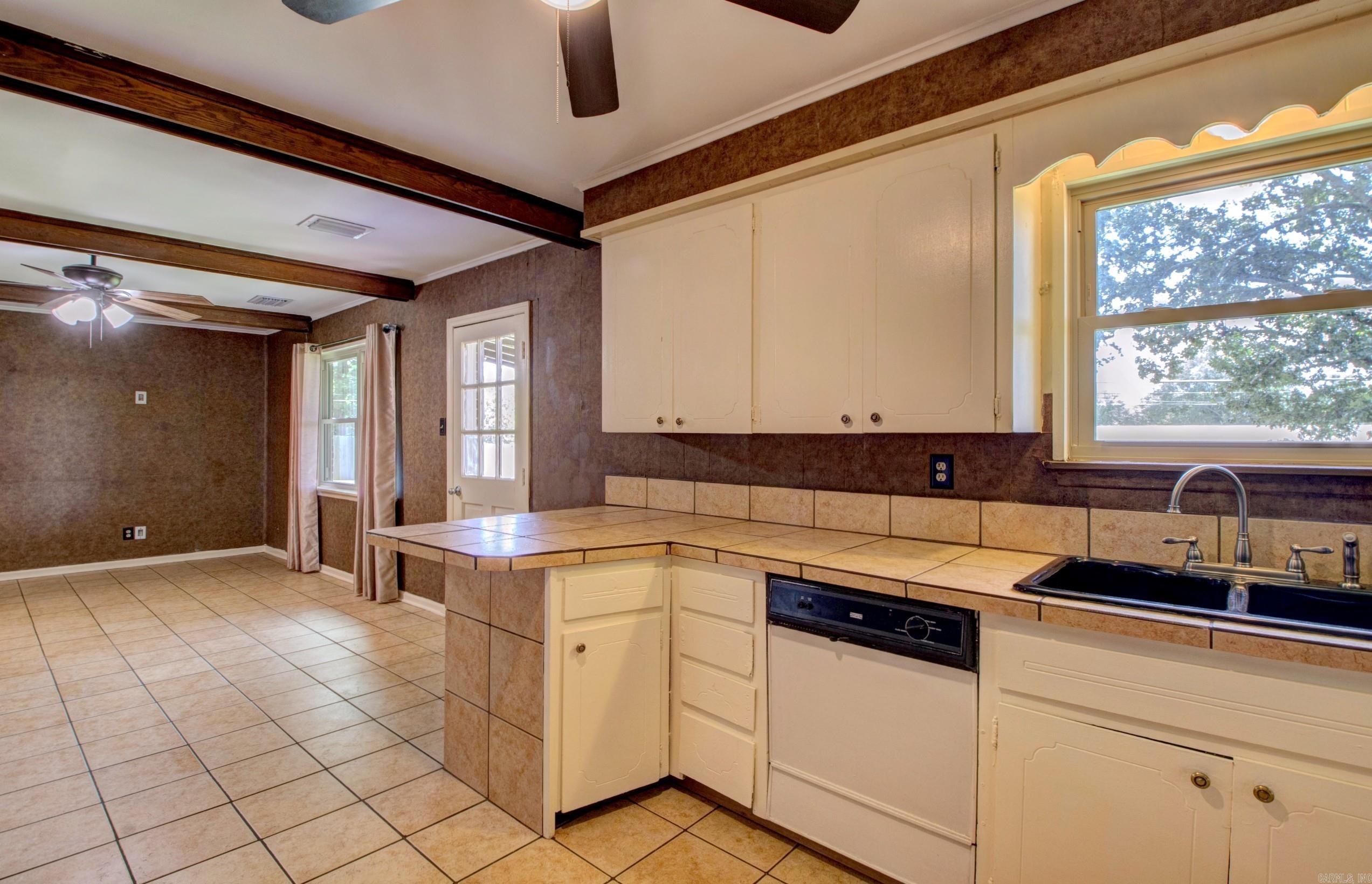 4 Flagstone Place  Sherwood, AR