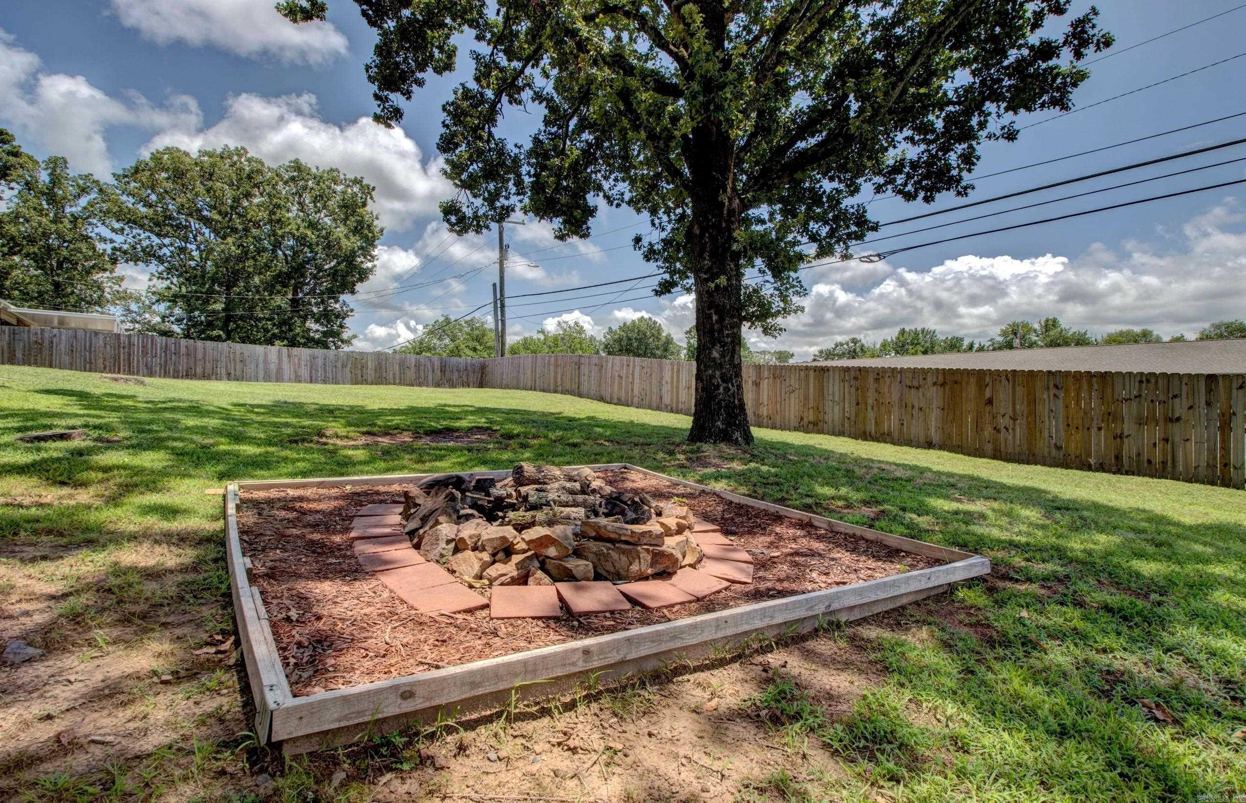 4 Flagstone Place  Sherwood, AR