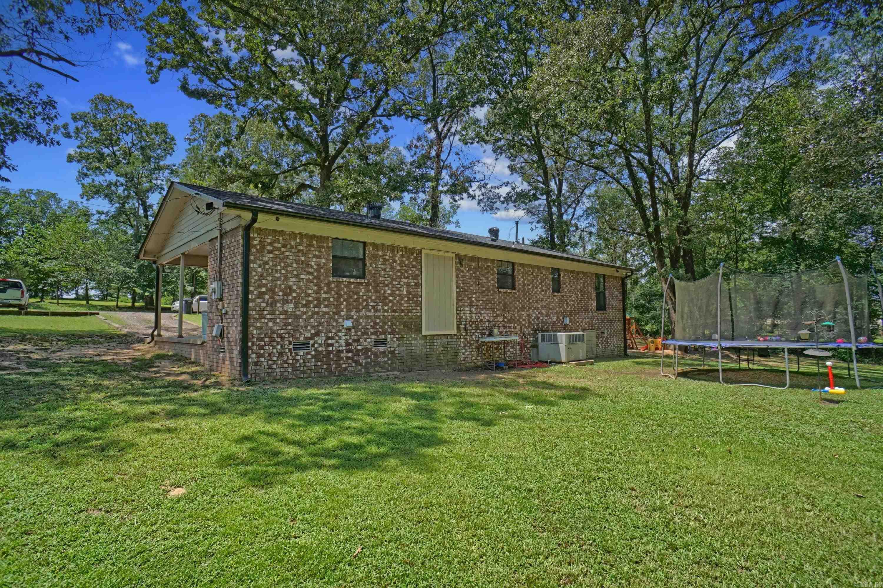152 Holts  Russellville, AR