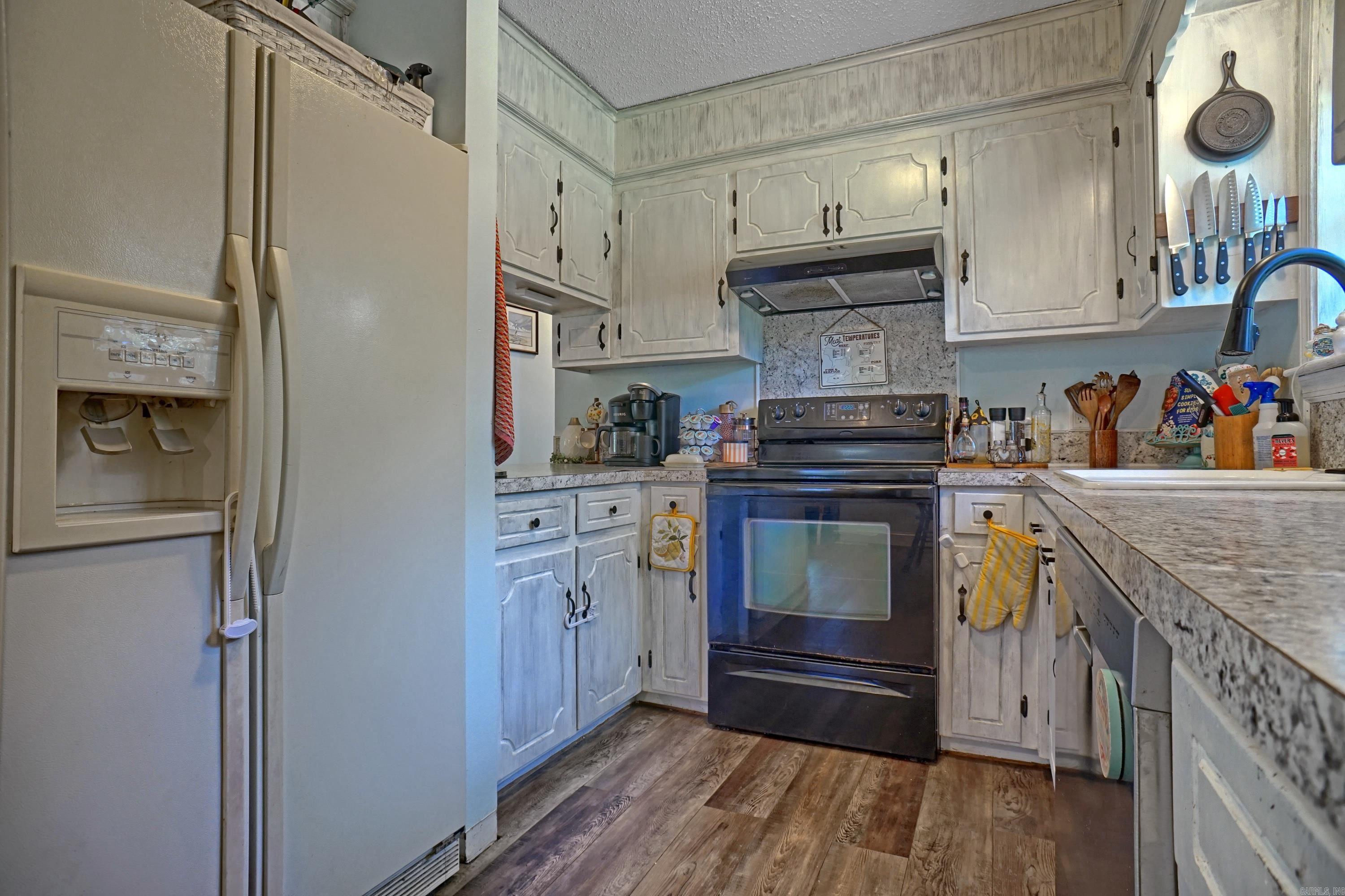 152 Holts  Russellville, AR