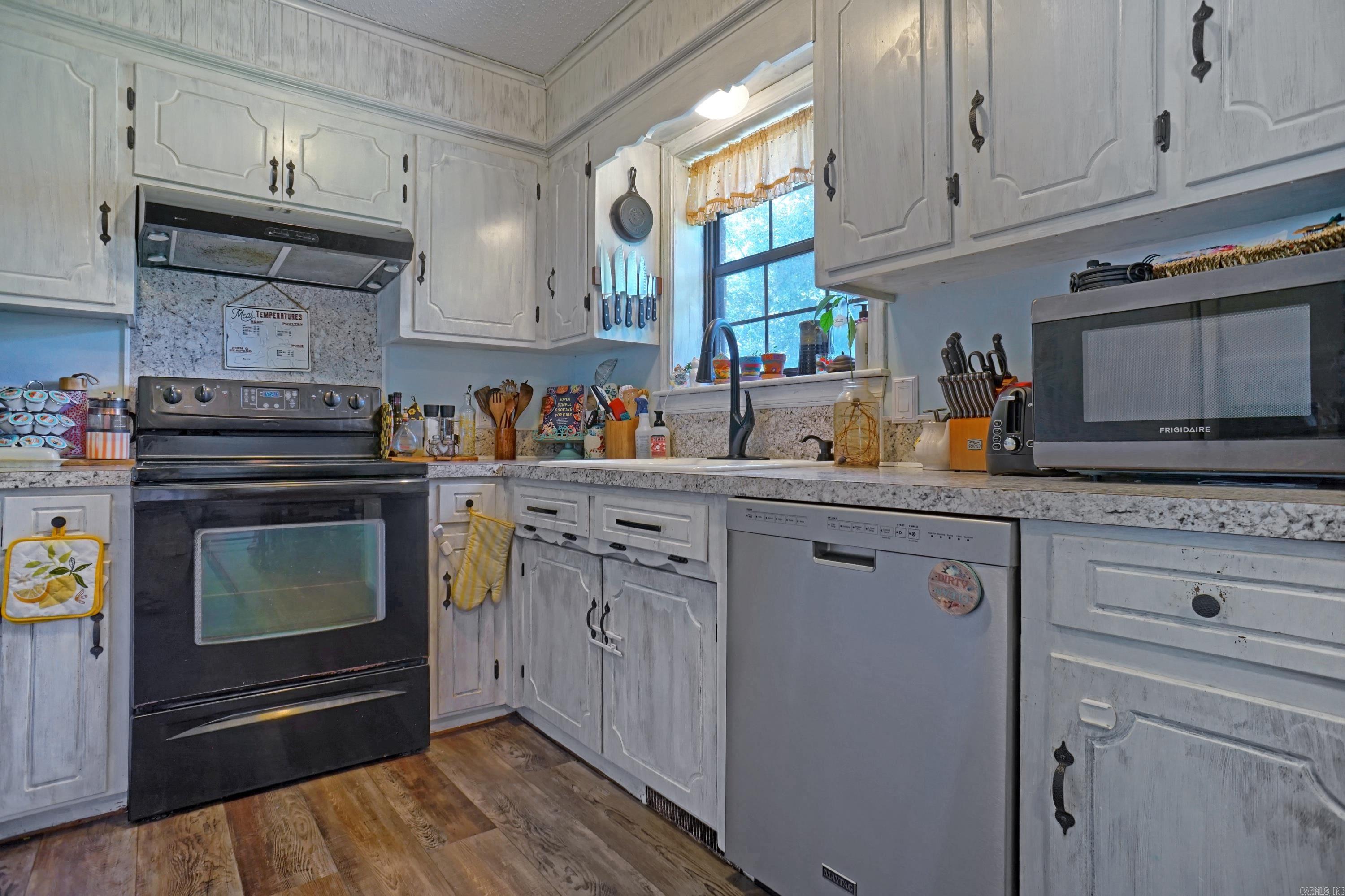 152 Holts  Russellville, AR
