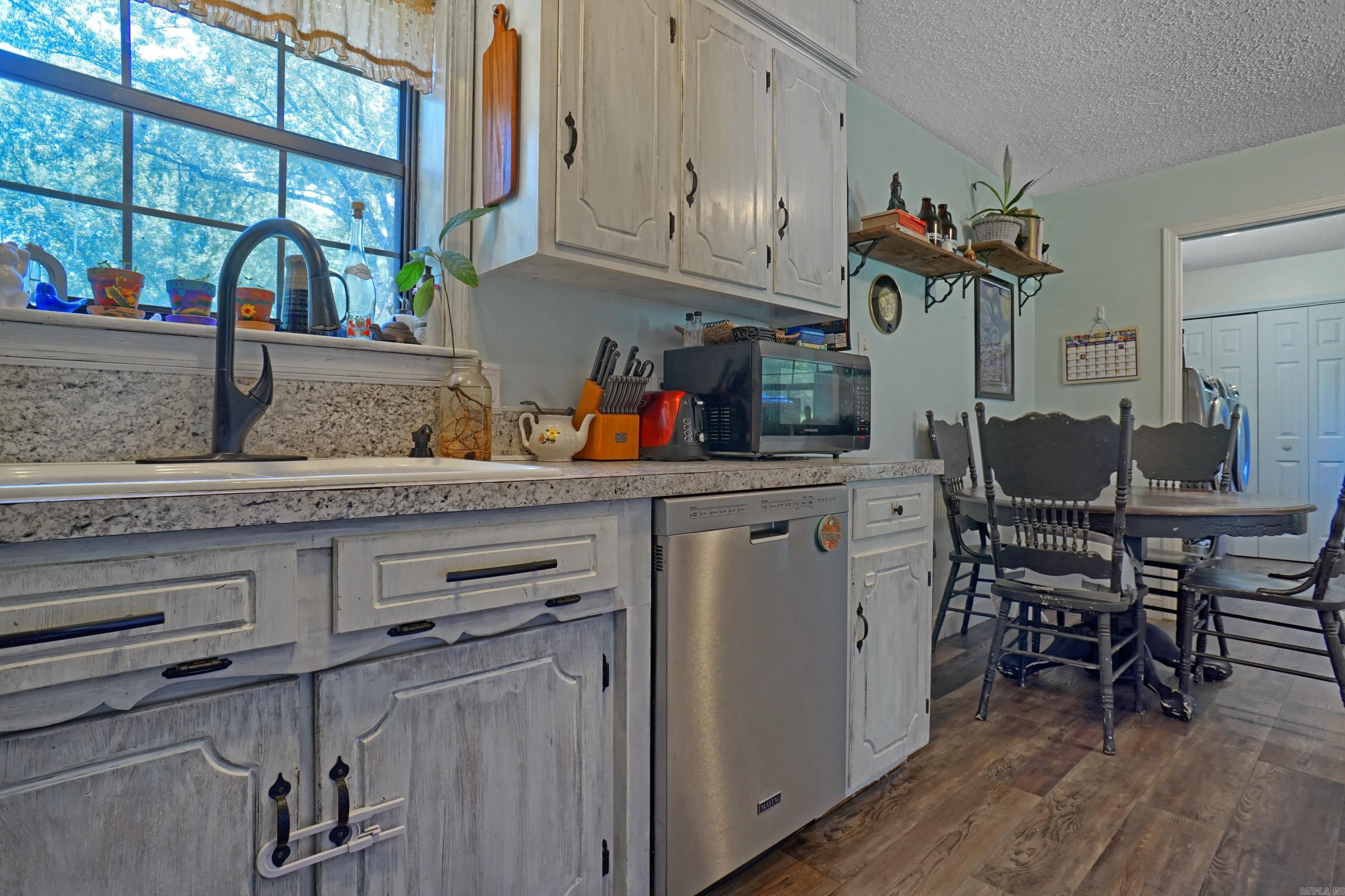152 Holts  Russellville, AR