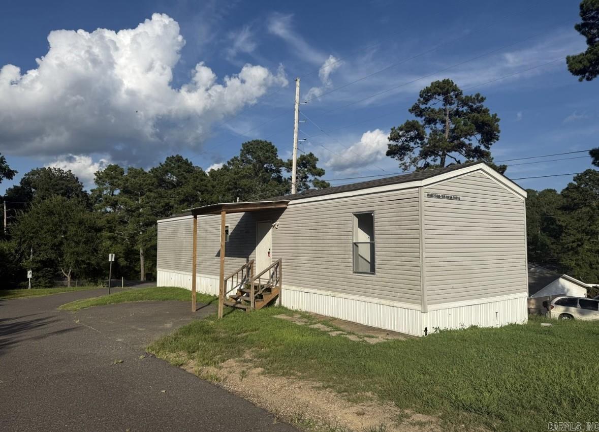 100 Springwood