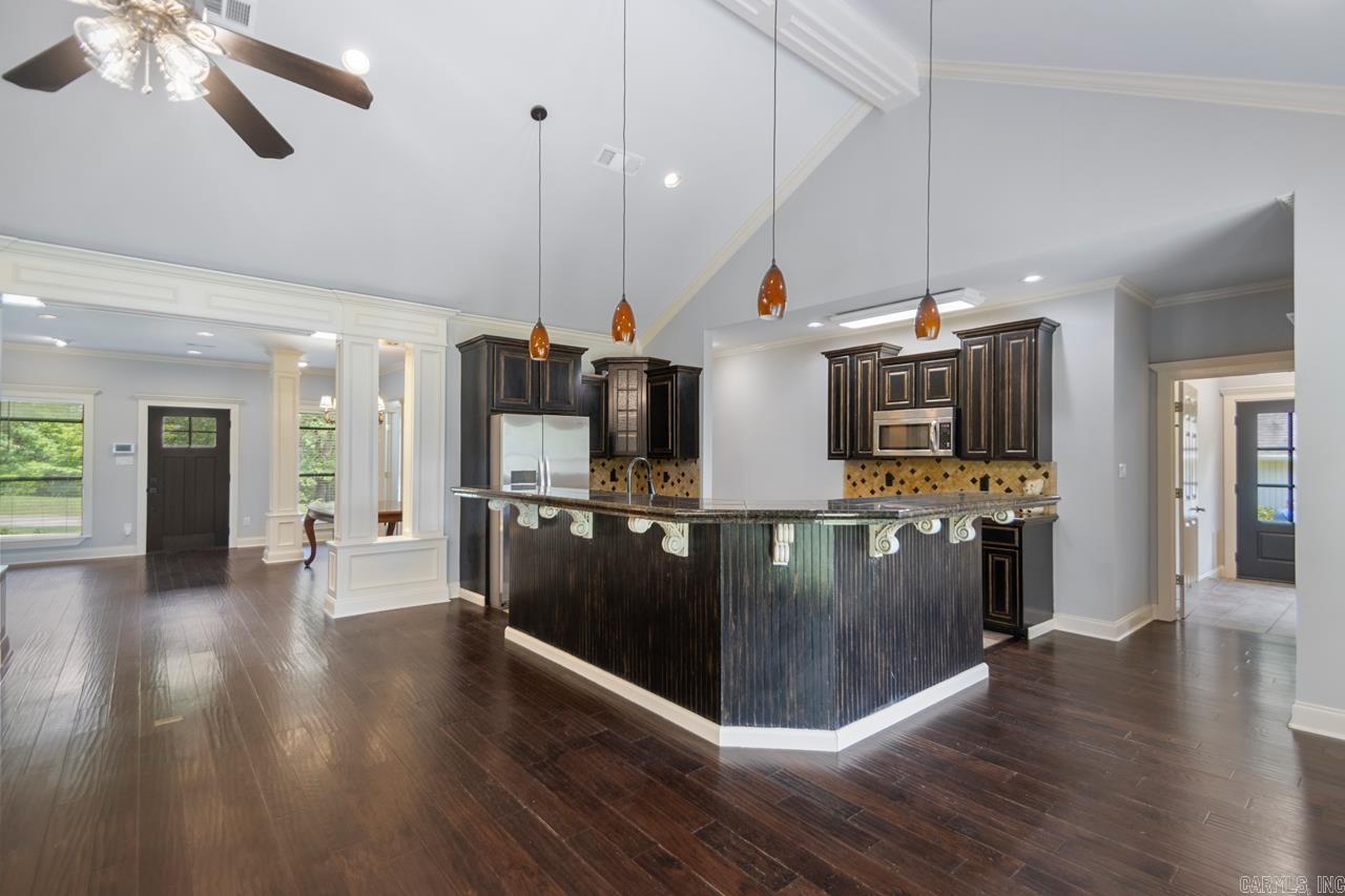 4051 Whitney Lane Benton, AR 72019