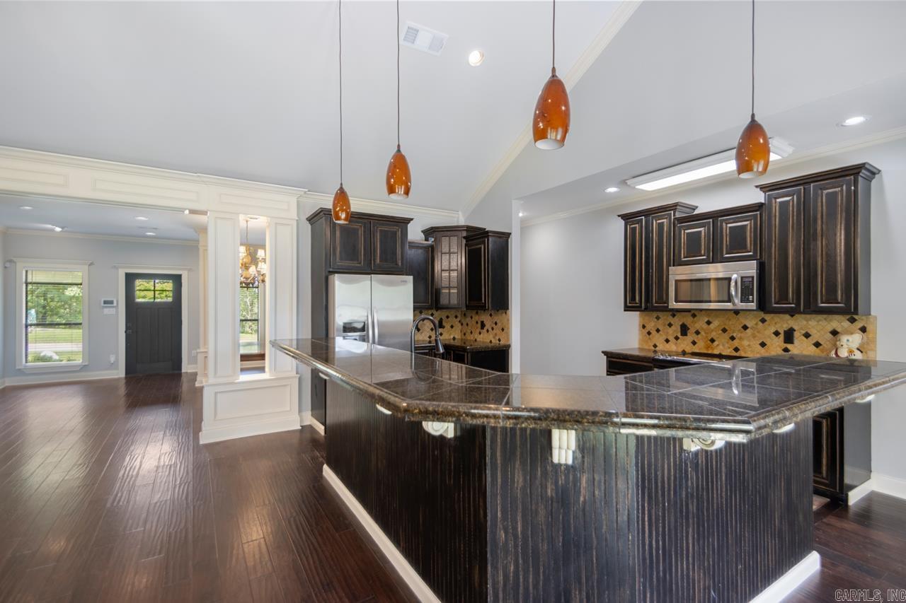 4051 Whitney Lane Benton, AR 72019