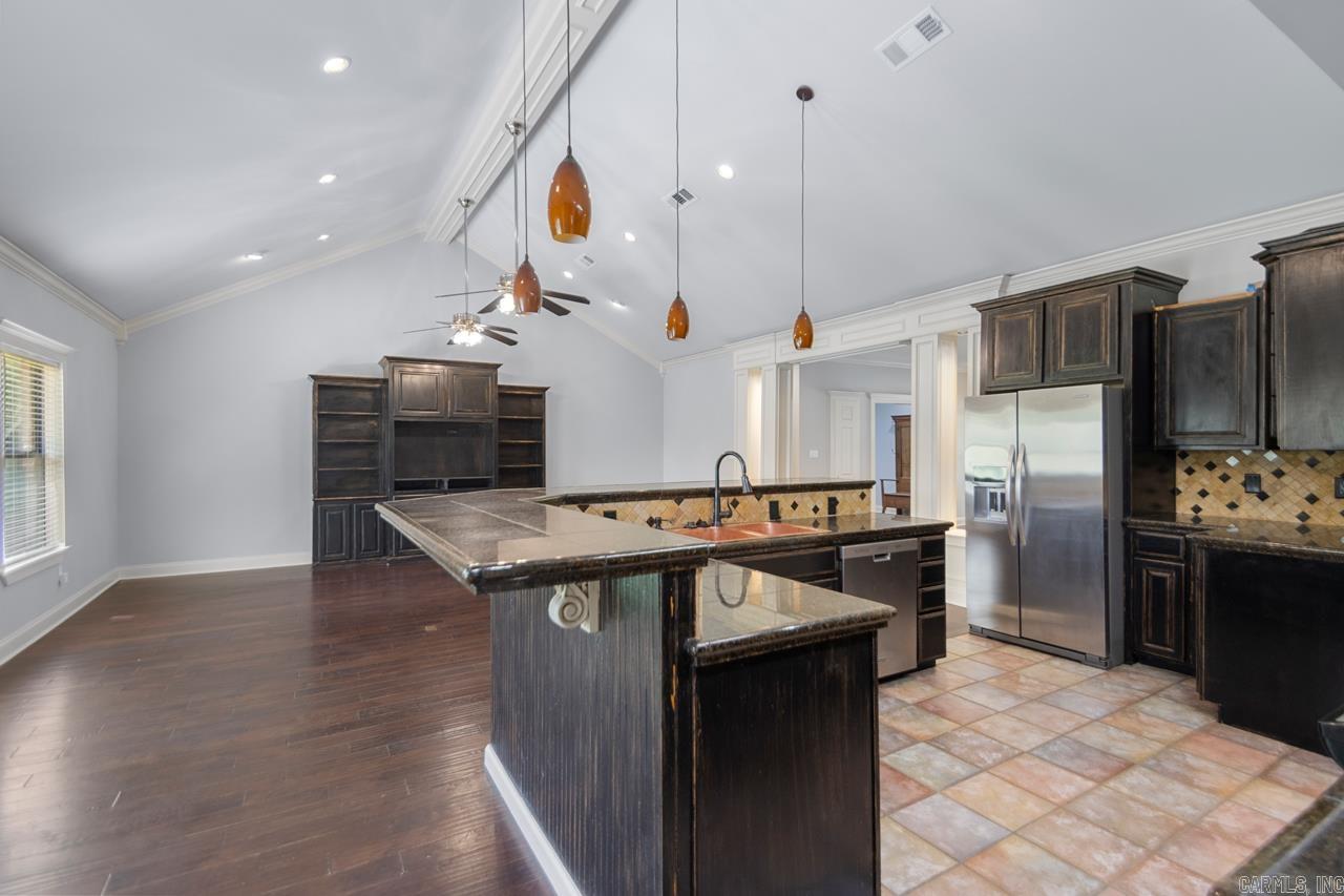 4051 Whitney Lane Benton, AR 72019