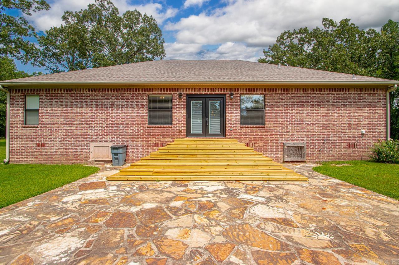 4051 Whitney Lane Benton, AR 72019