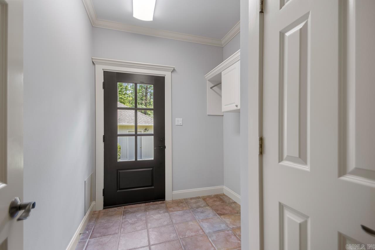 4051 Whitney Lane Benton, AR 72019
