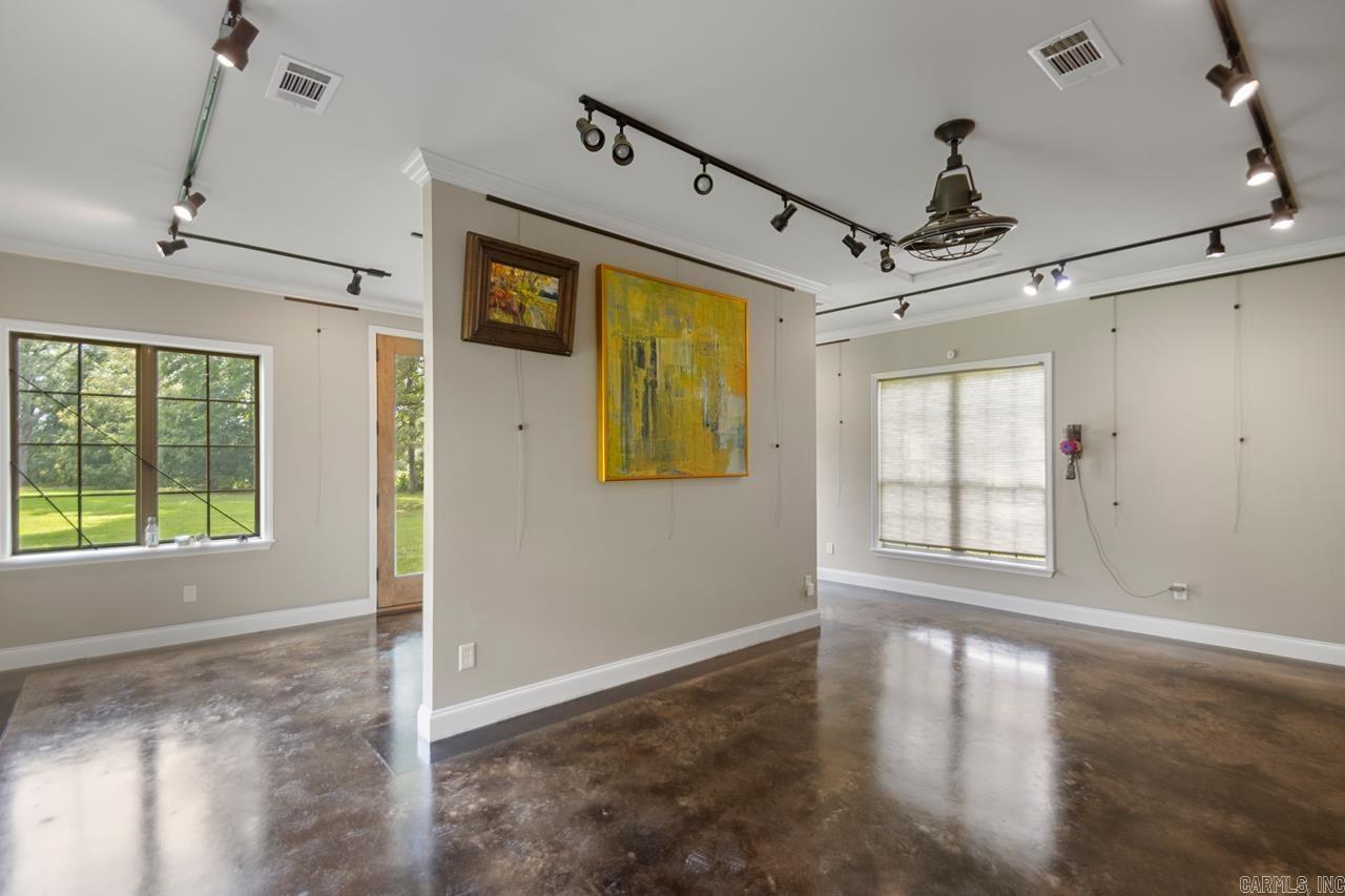 4051 Whitney Lane Benton, AR 72019