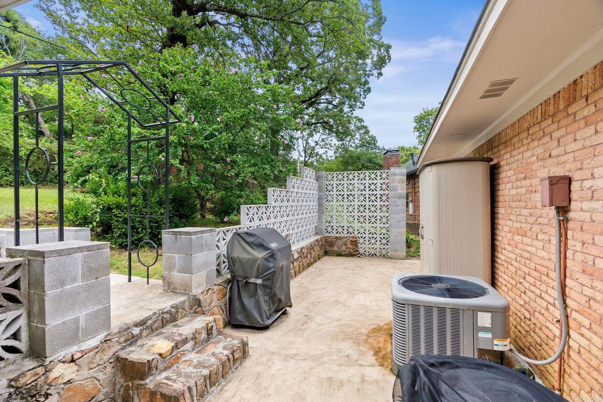 4208 Edgemere  North Little Rock, AR