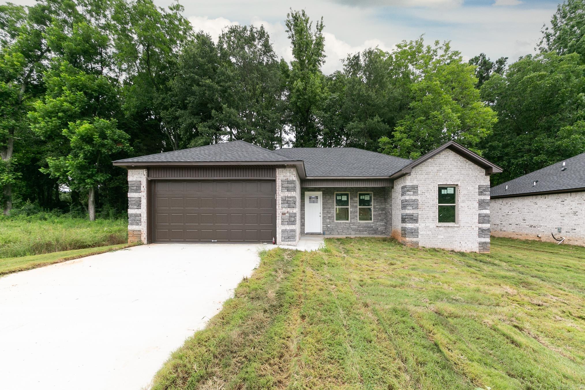 16 Bobby Eugene Drive