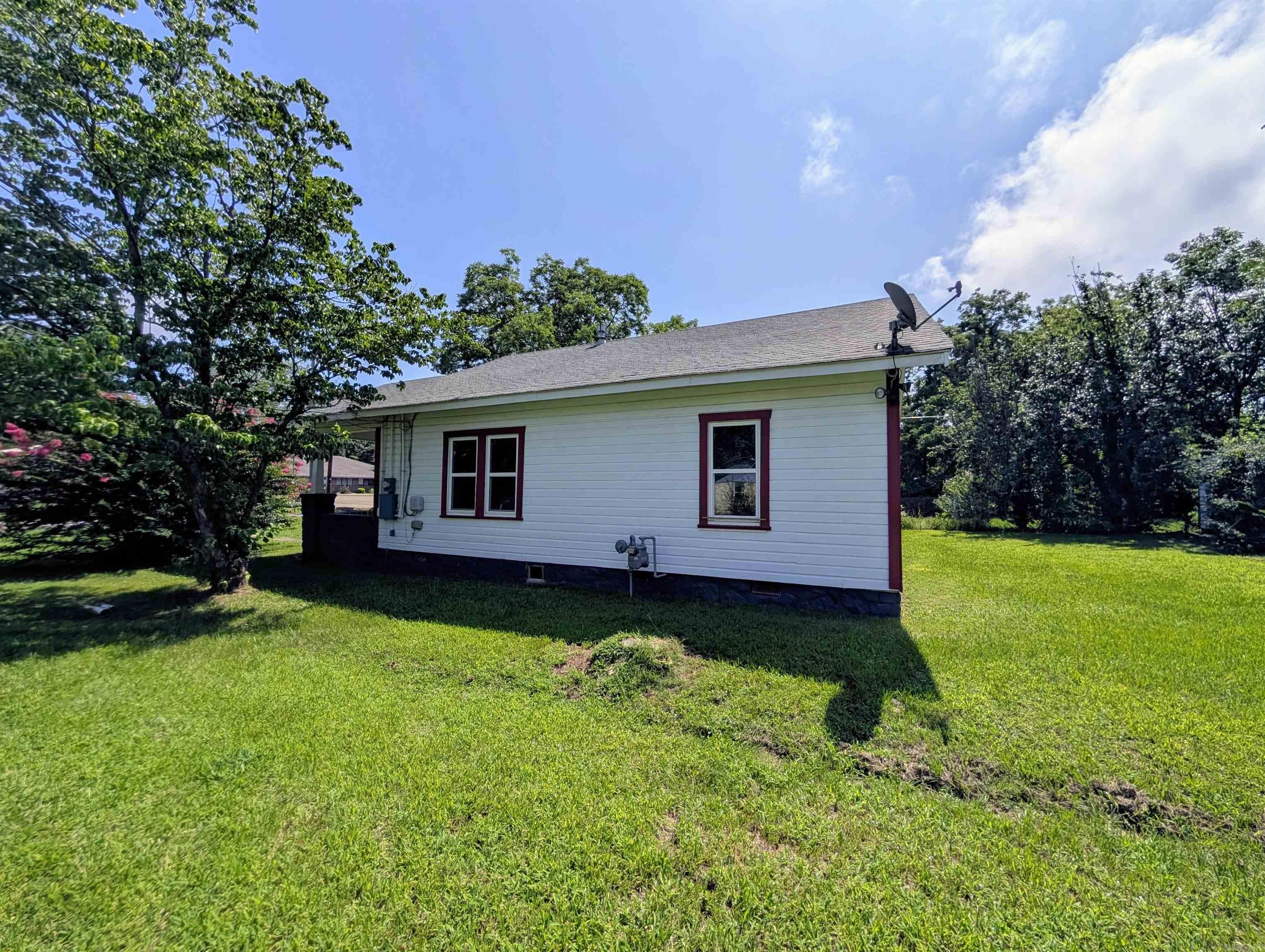 611 Hornbeck Mena, AR 71953