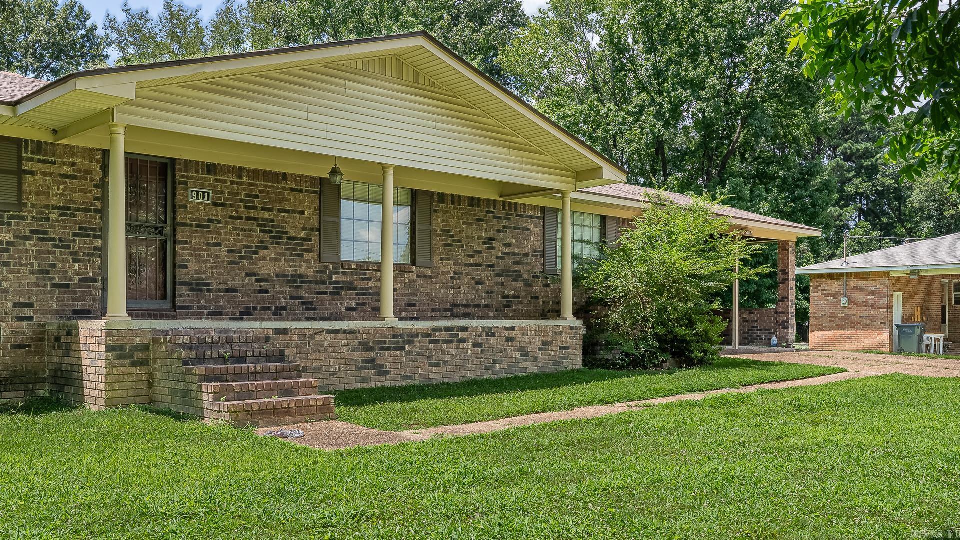 901 Hester  Jonesboro, AR