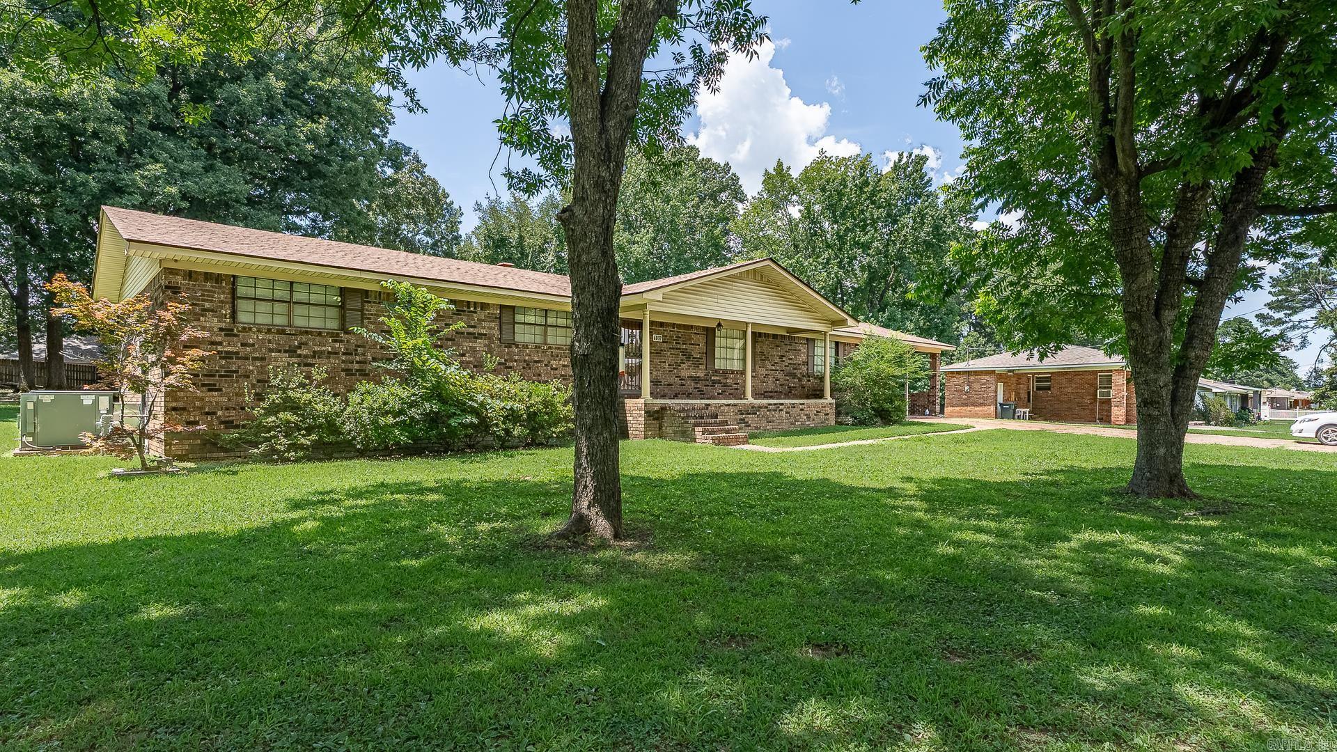 901 Hester  Jonesboro, AR