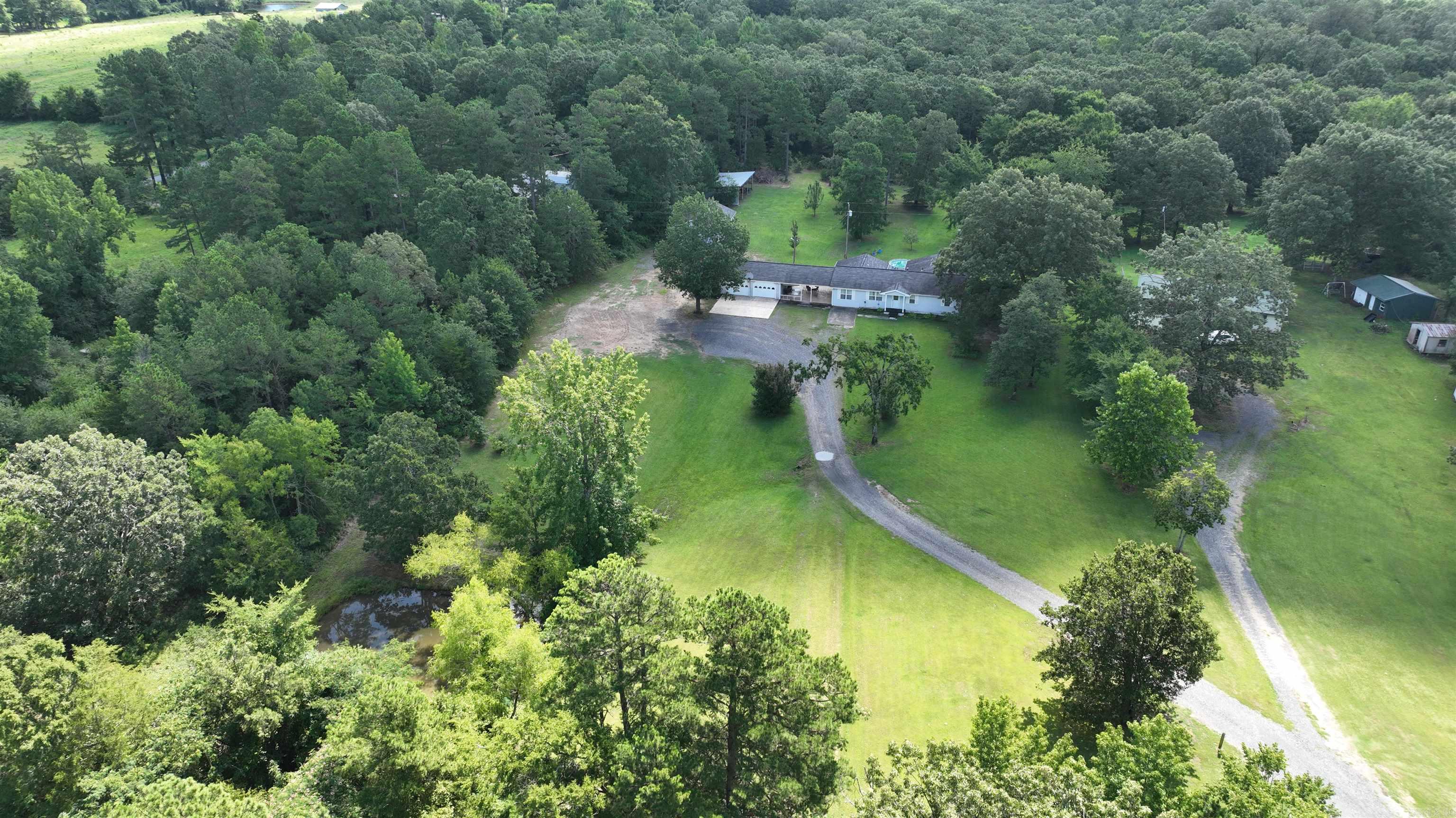 121 Polk Road 286  Hatfield, AR