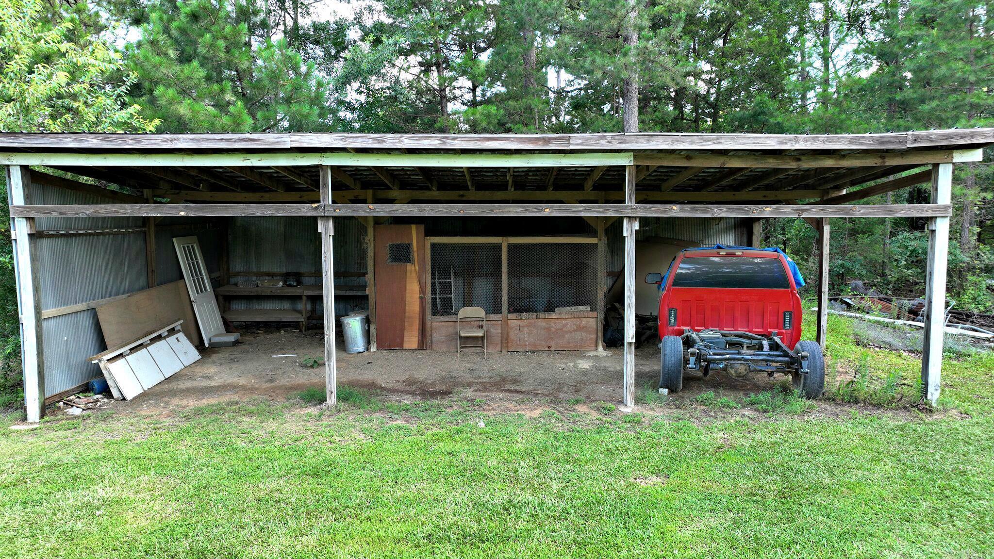 121 Polk Road 286  Hatfield, AR